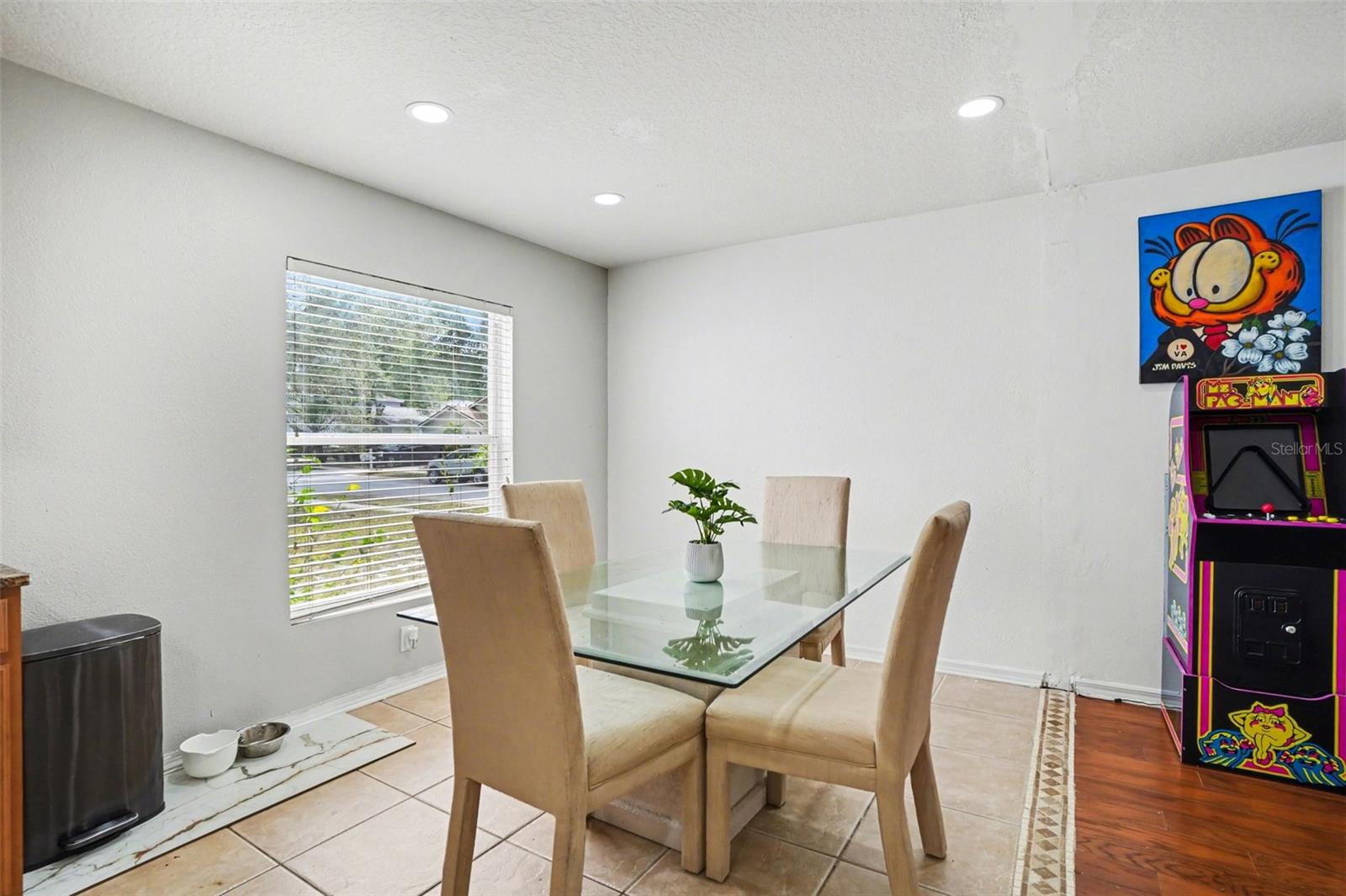 Image 10 of 25 For 8105 River Mont Way