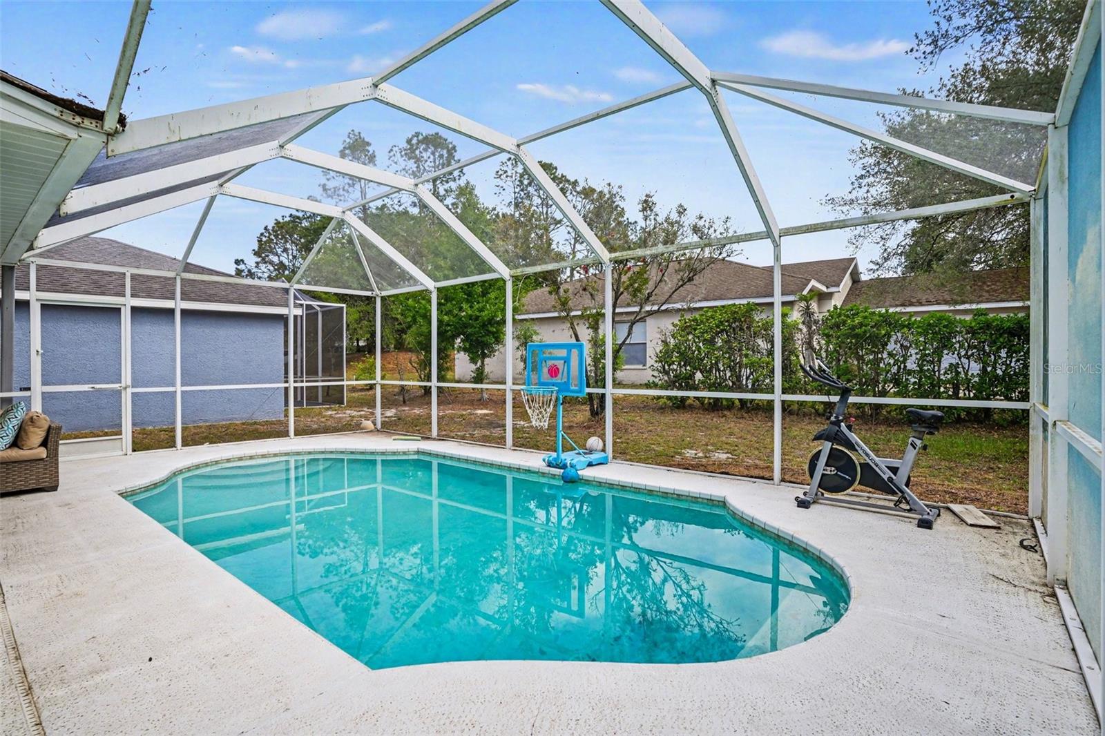 Image 24 of 25 For 8105 River Mont Way