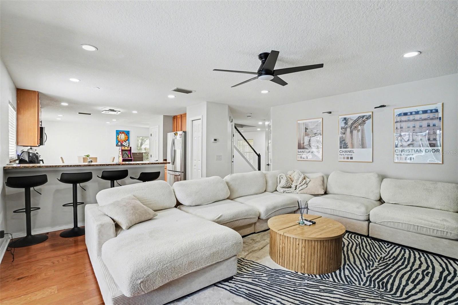 Image 7 of 25 For 8105 River Mont Way