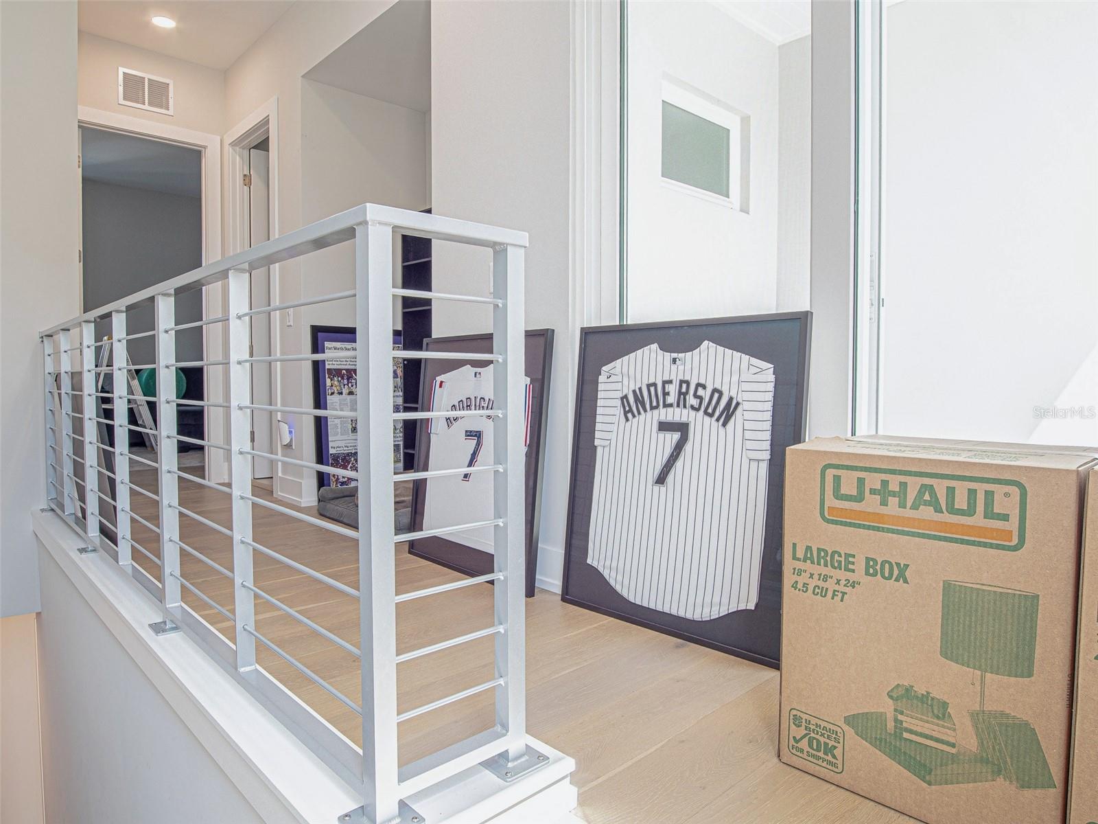 Image 18 of 25 For 370 6th Street S