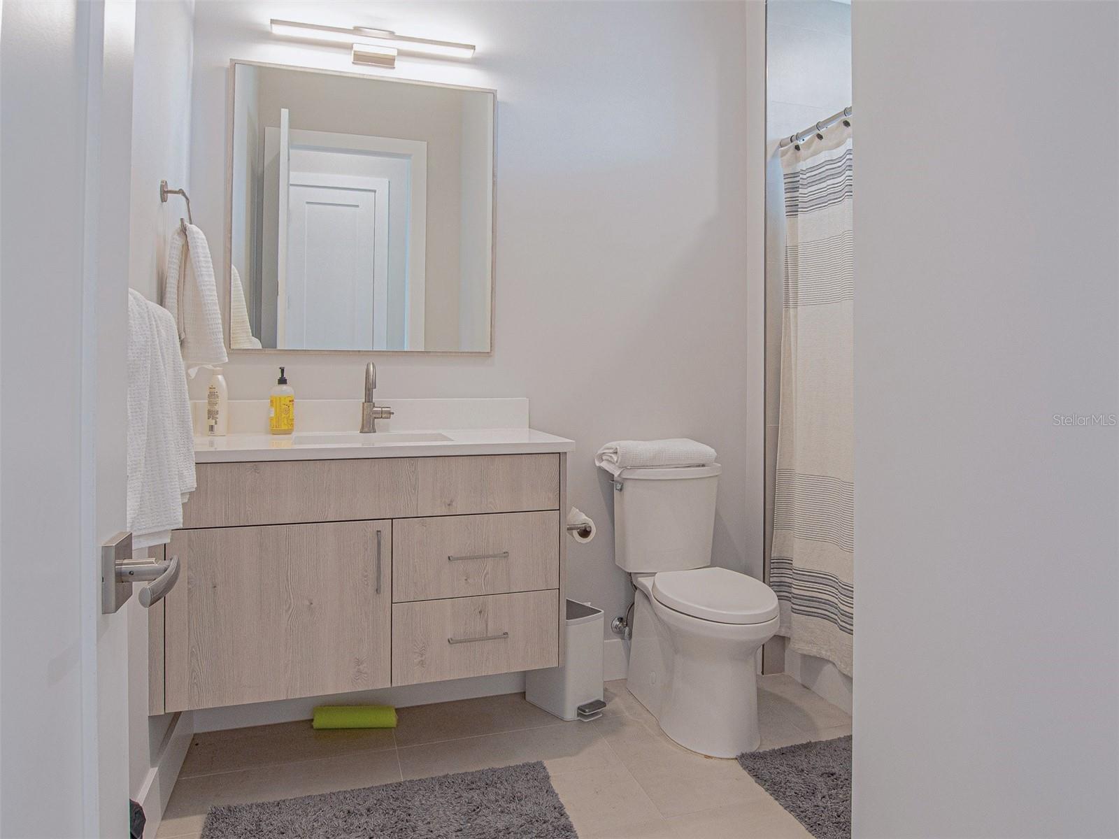 Image 19 of 25 For 370 6th Street S