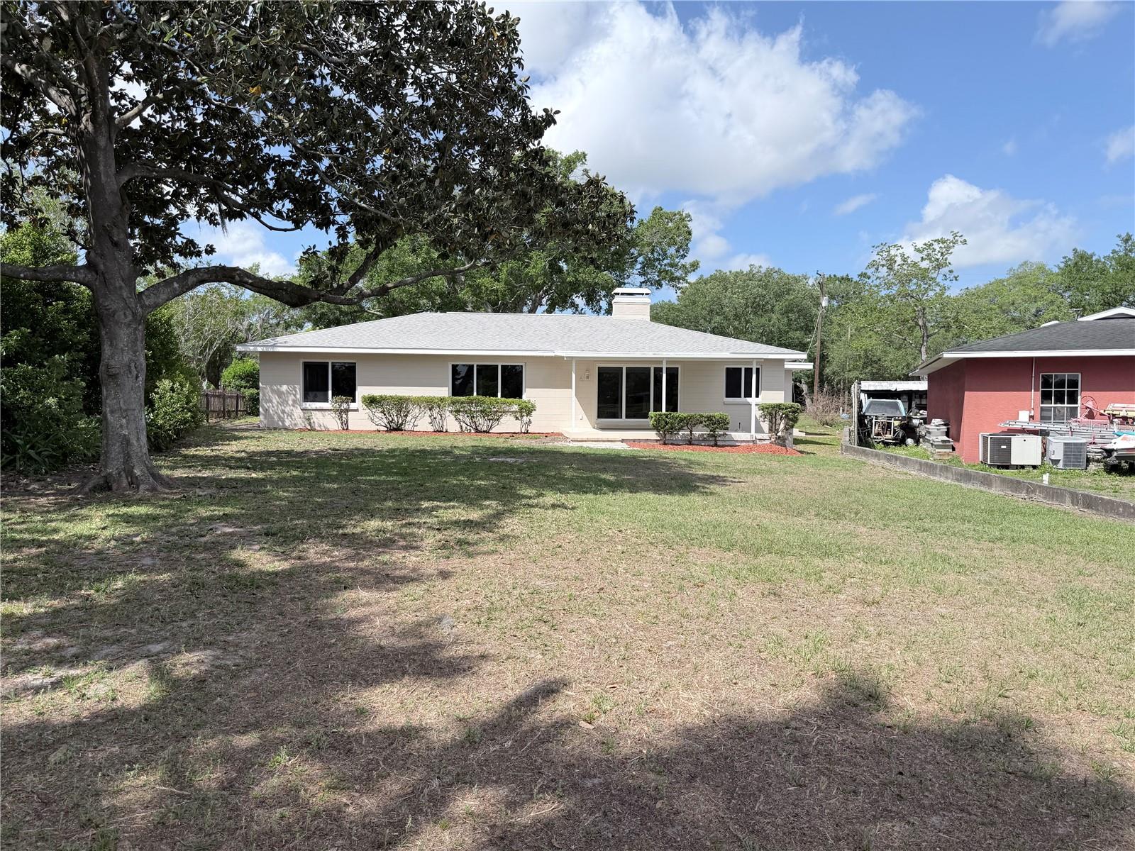 Listing photo id 19 for 11505 Rome Avenue