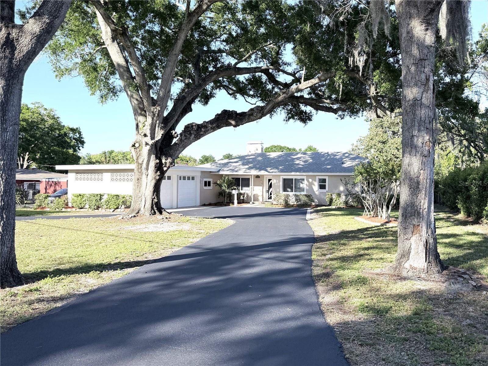 Listing photo id 22 for 11505 Rome Avenue