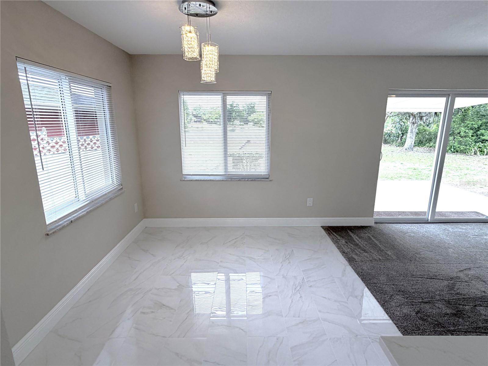 Listing photo id 6 for 11505 Rome Avenue