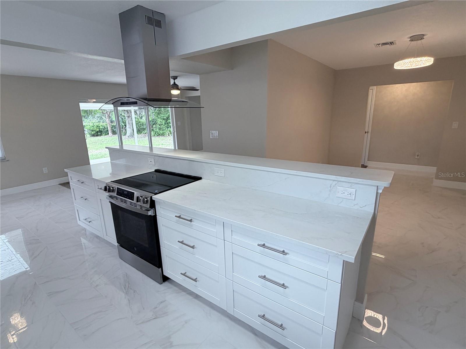 Listing photo id 7 for 11505 Rome Avenue