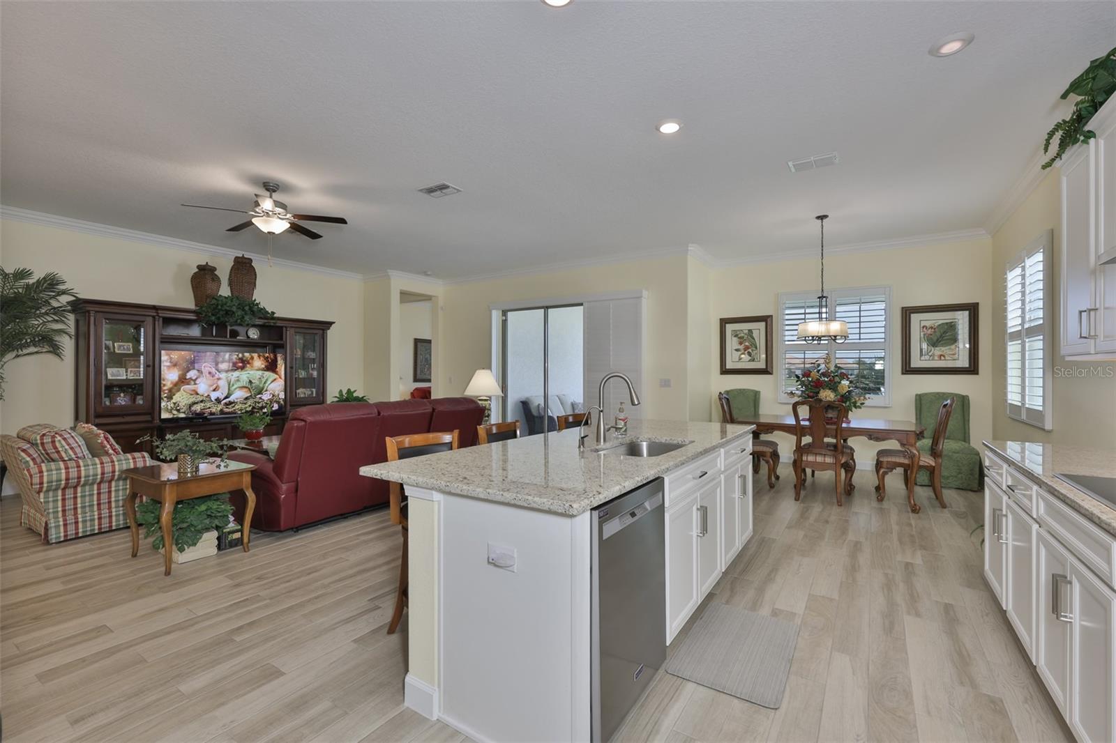 Image 13 of 59 For 16955 Scuba Crest Street