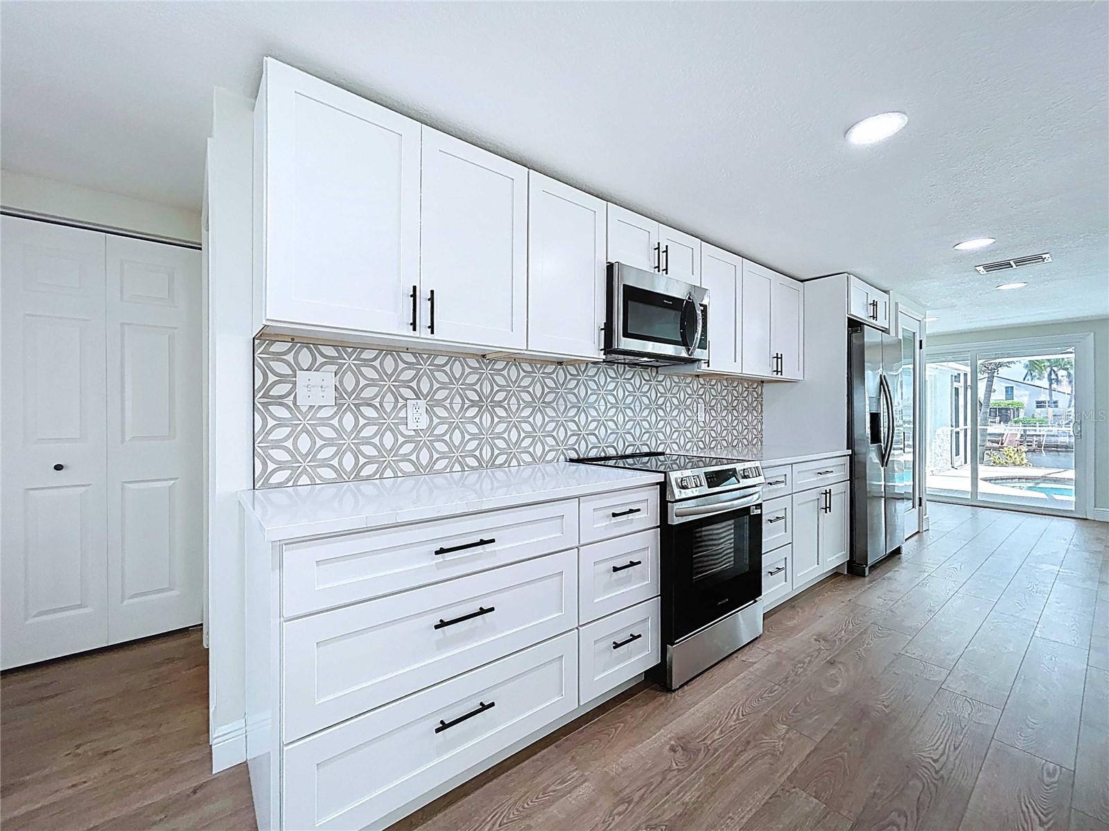 Image 25 of 100 For 5040 Glenn Drive