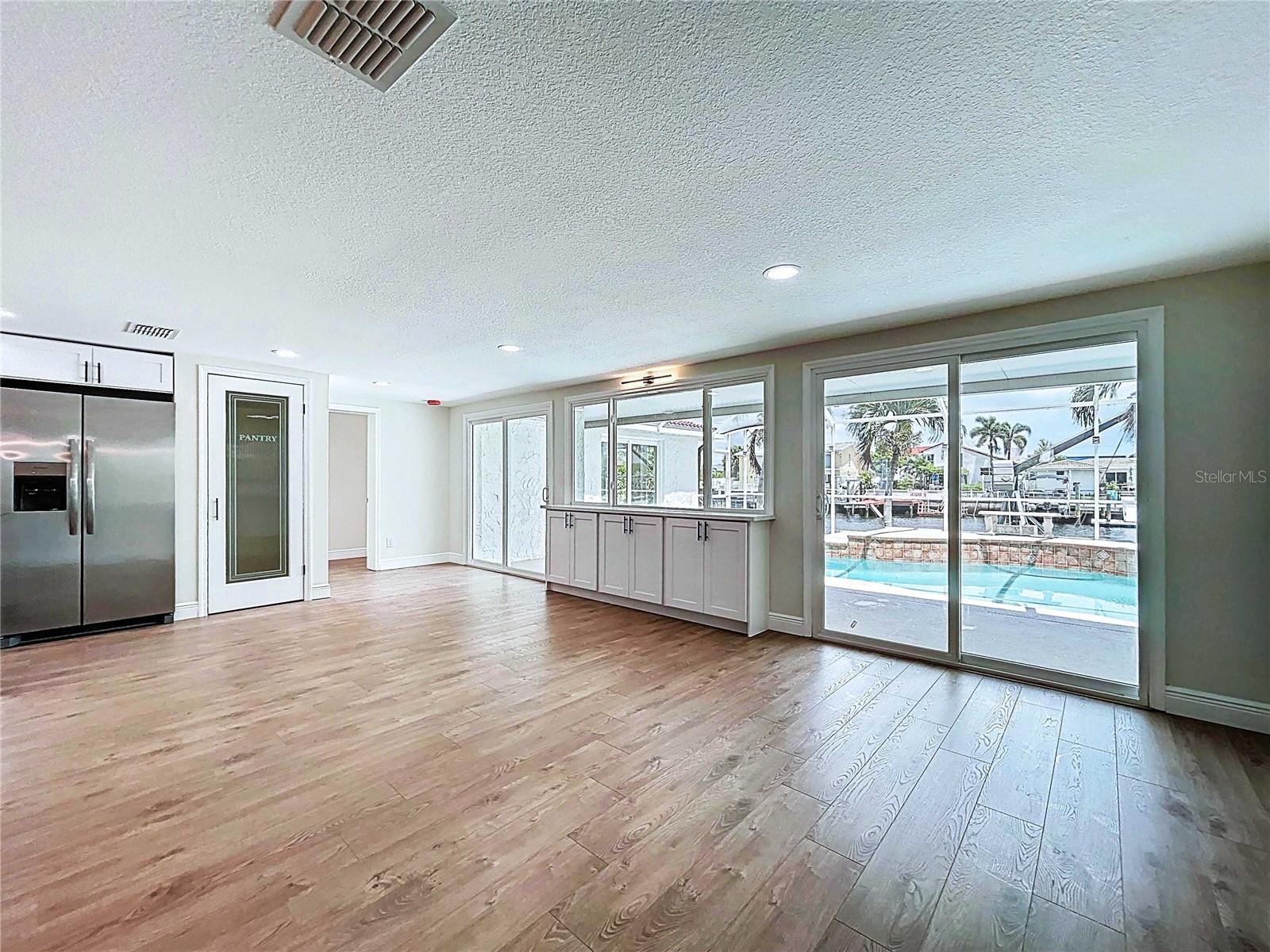 Image 34 of 100 For 5040 Glenn Drive