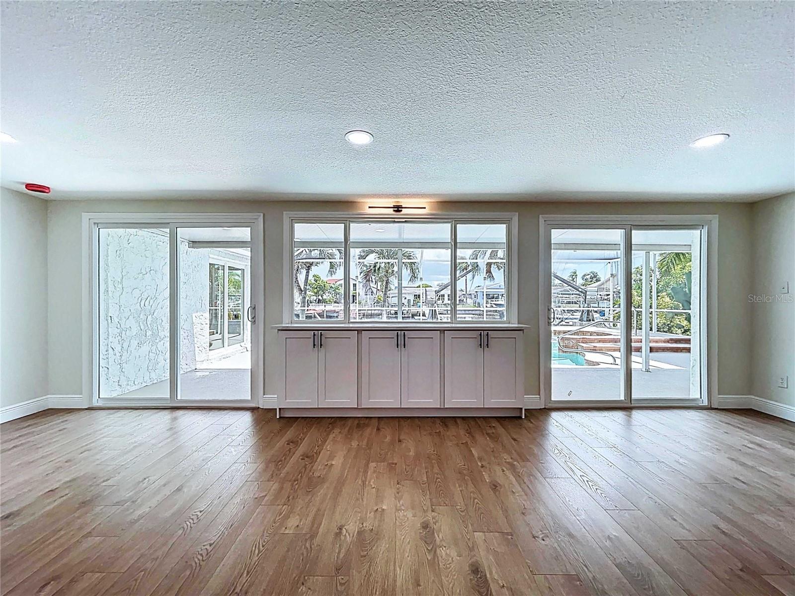 Image 35 of 100 For 5040 Glenn Drive