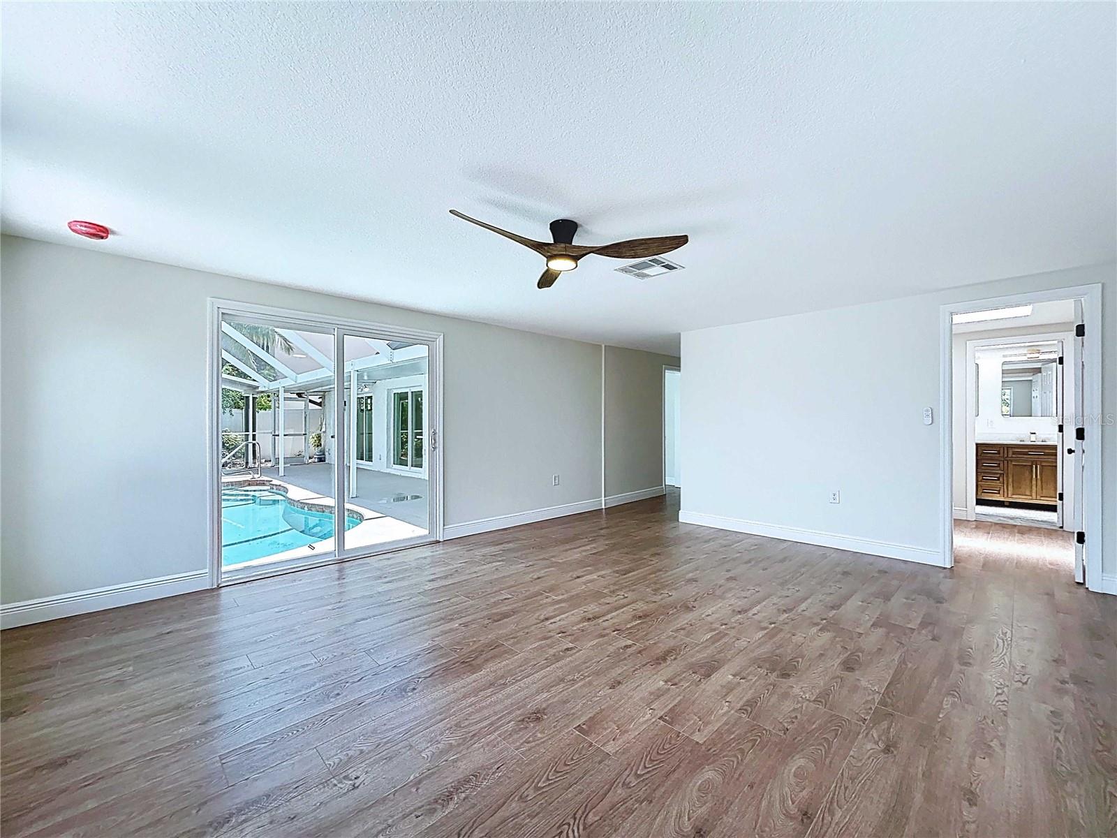 Image 40 of 100 For 5040 Glenn Drive