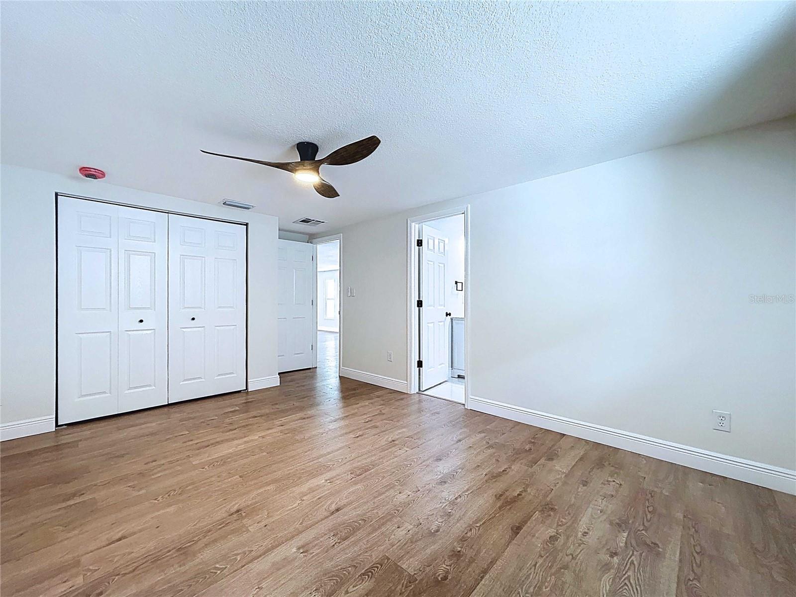 Image 56 of 100 For 5040 Glenn Drive