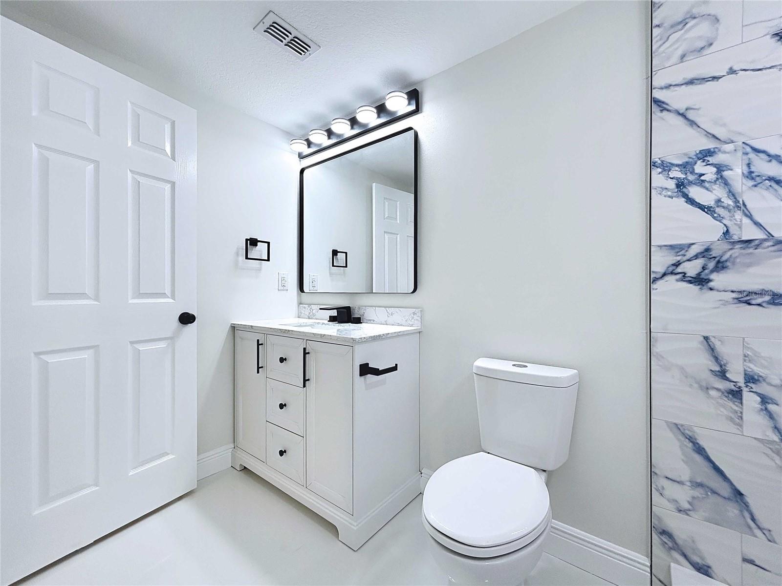 Image 61 of 100 For 5040 Glenn Drive