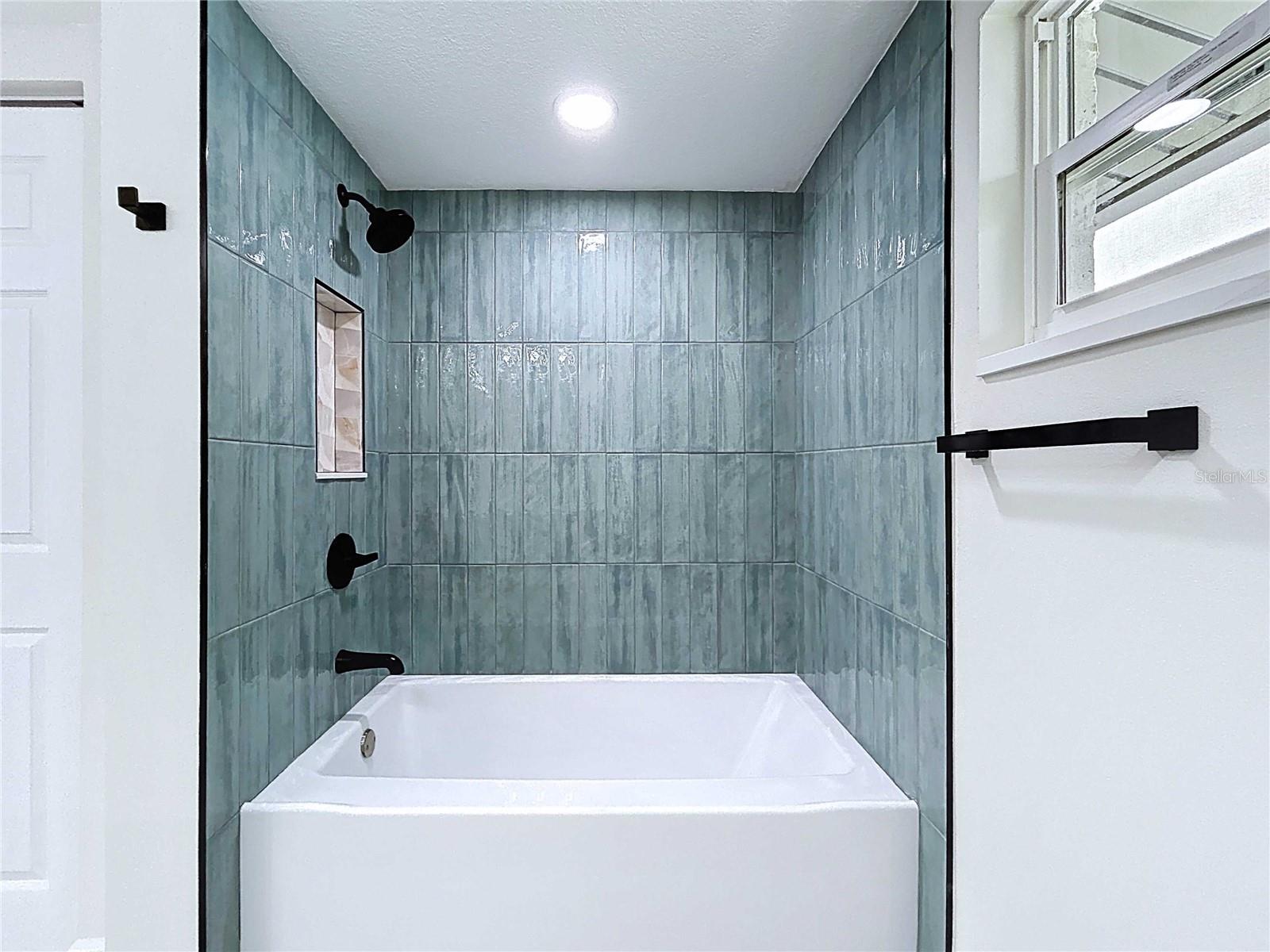 Image 67 of 100 For 5040 Glenn Drive