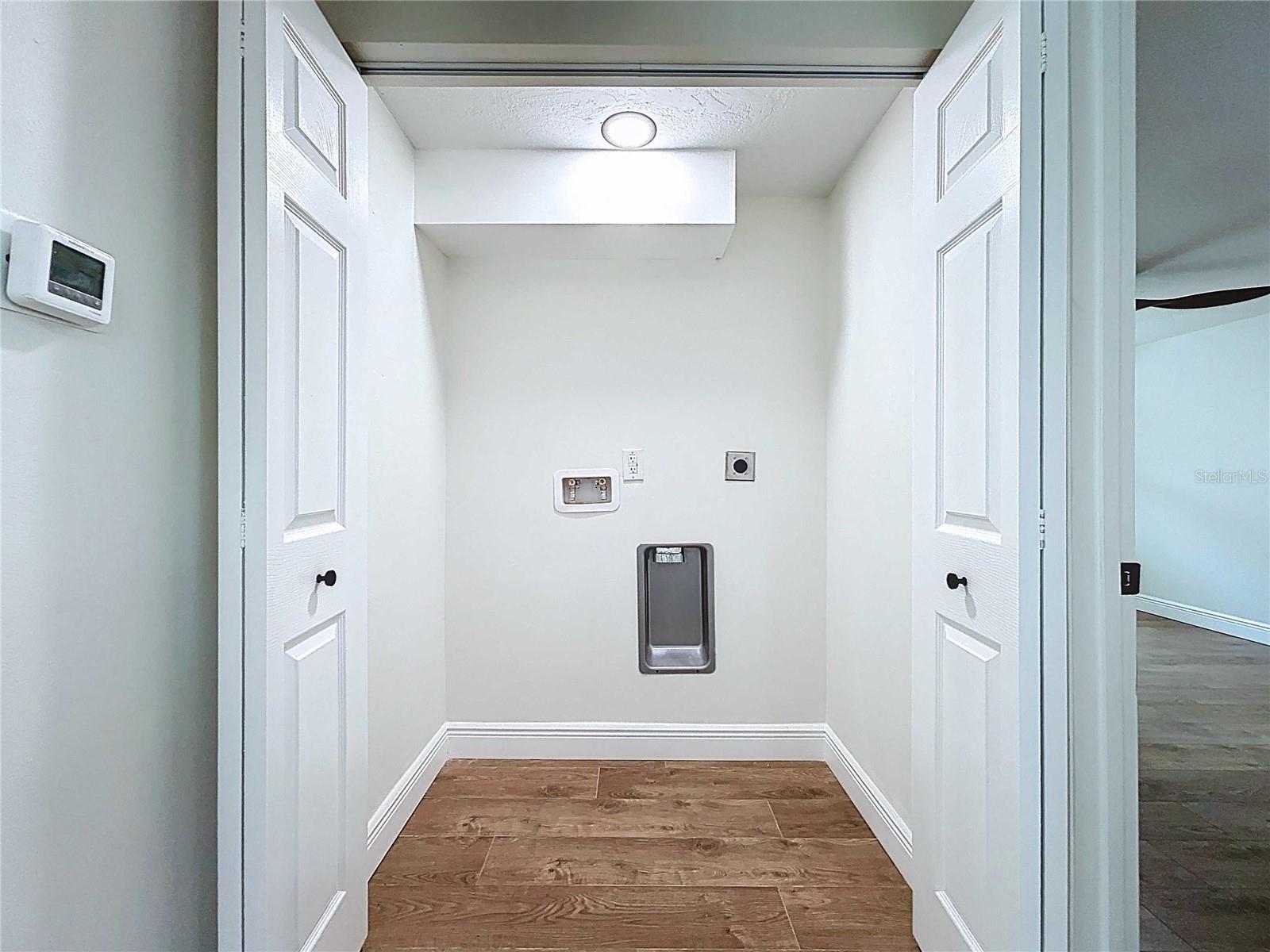 Image 69 of 100 For 5040 Glenn Drive