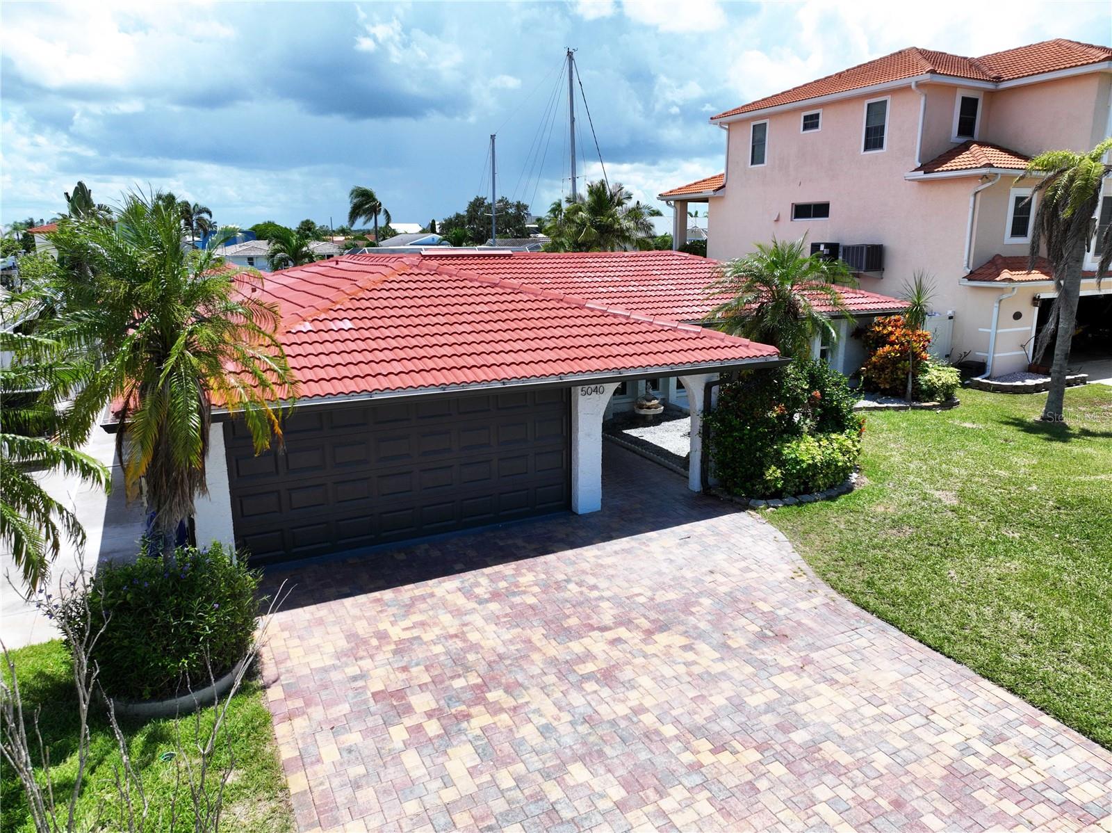 Image 84 of 100 For 5040 Glenn Drive