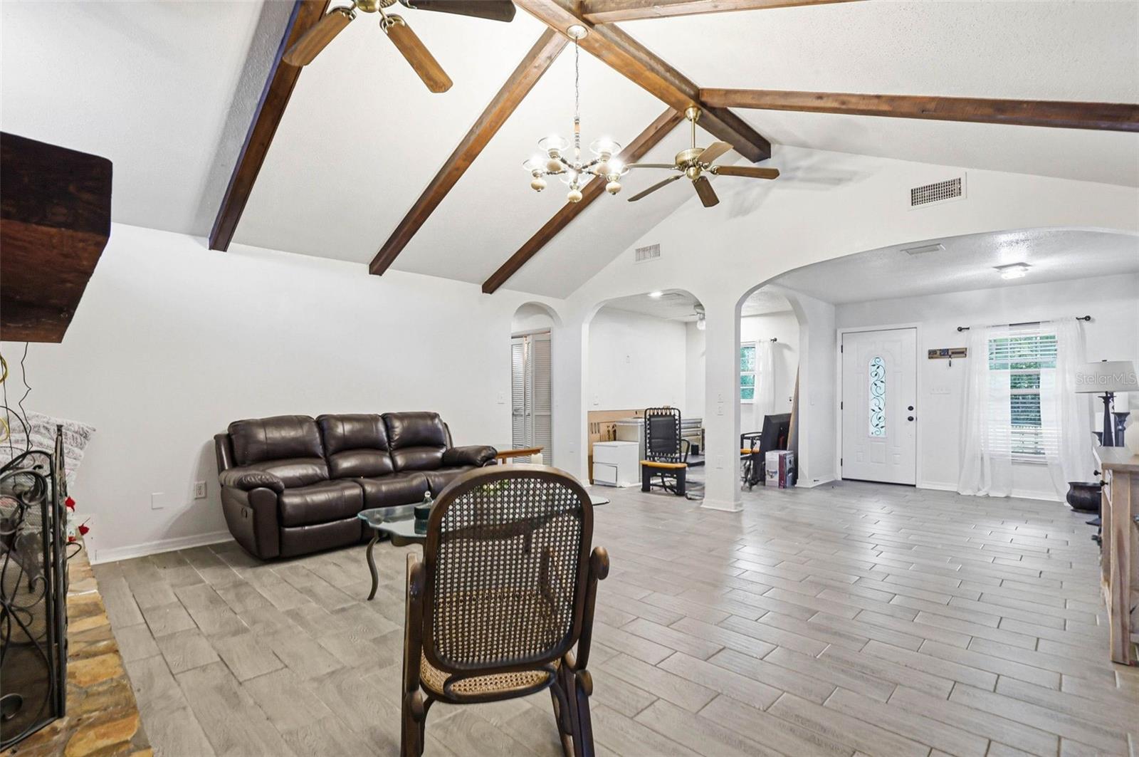 Image 12 of 60 For 30151 Lynne Drive