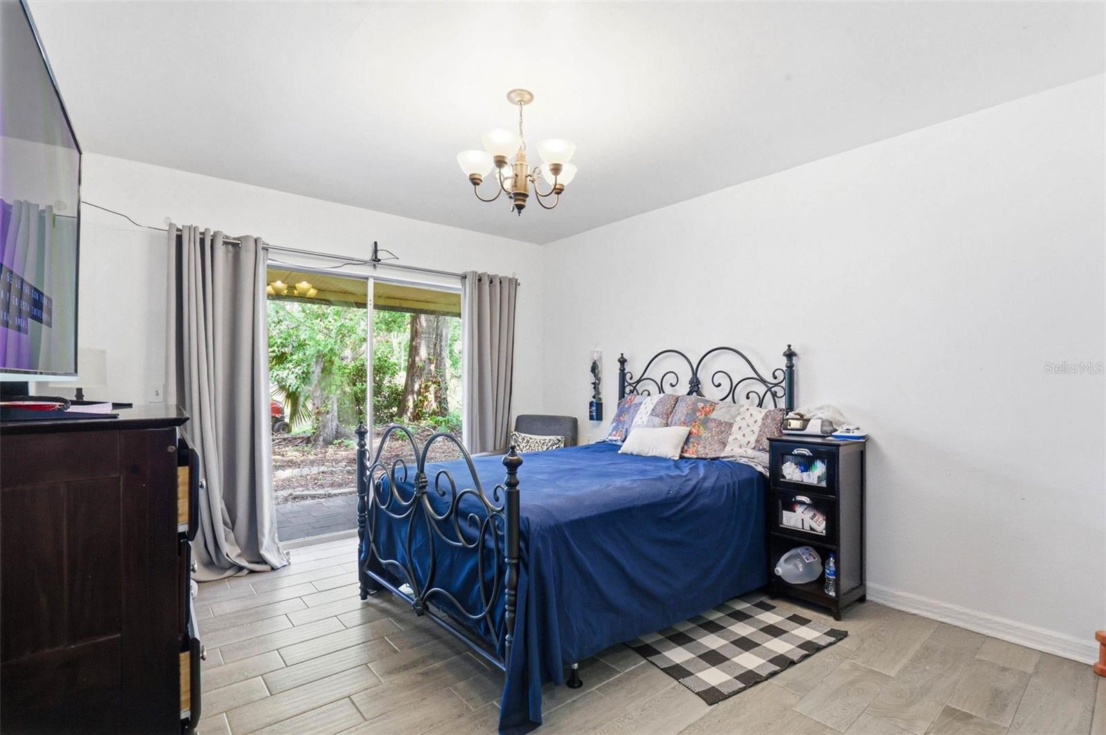 Image 34 of 60 For 30151 Lynne Drive