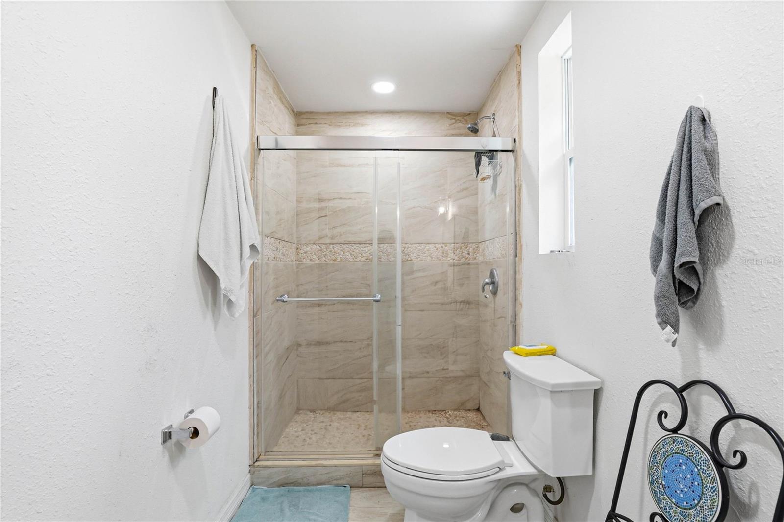 Image 46 of 60 For 30151 Lynne Drive