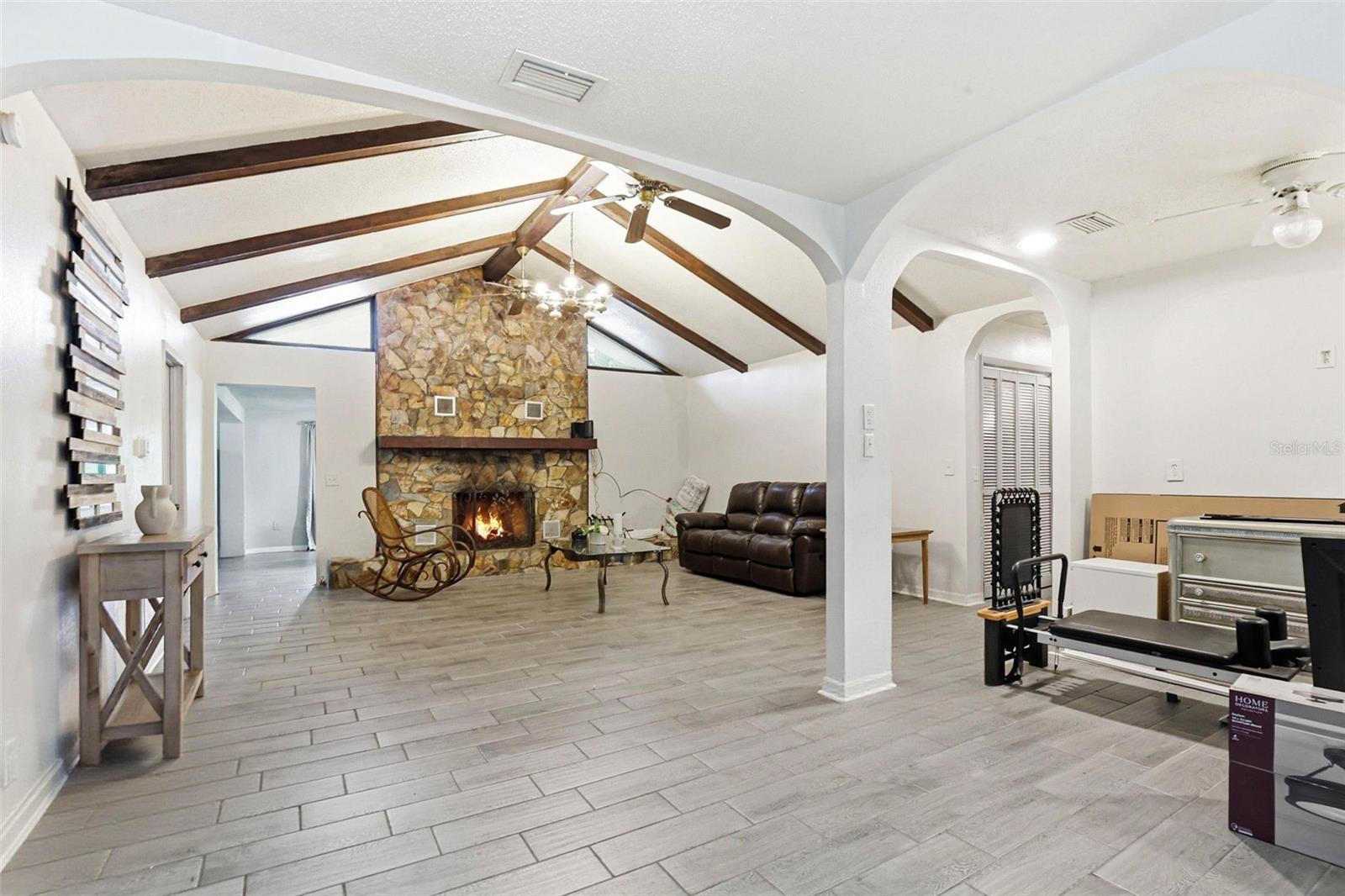 Image 9 of 60 For 30151 Lynne Drive