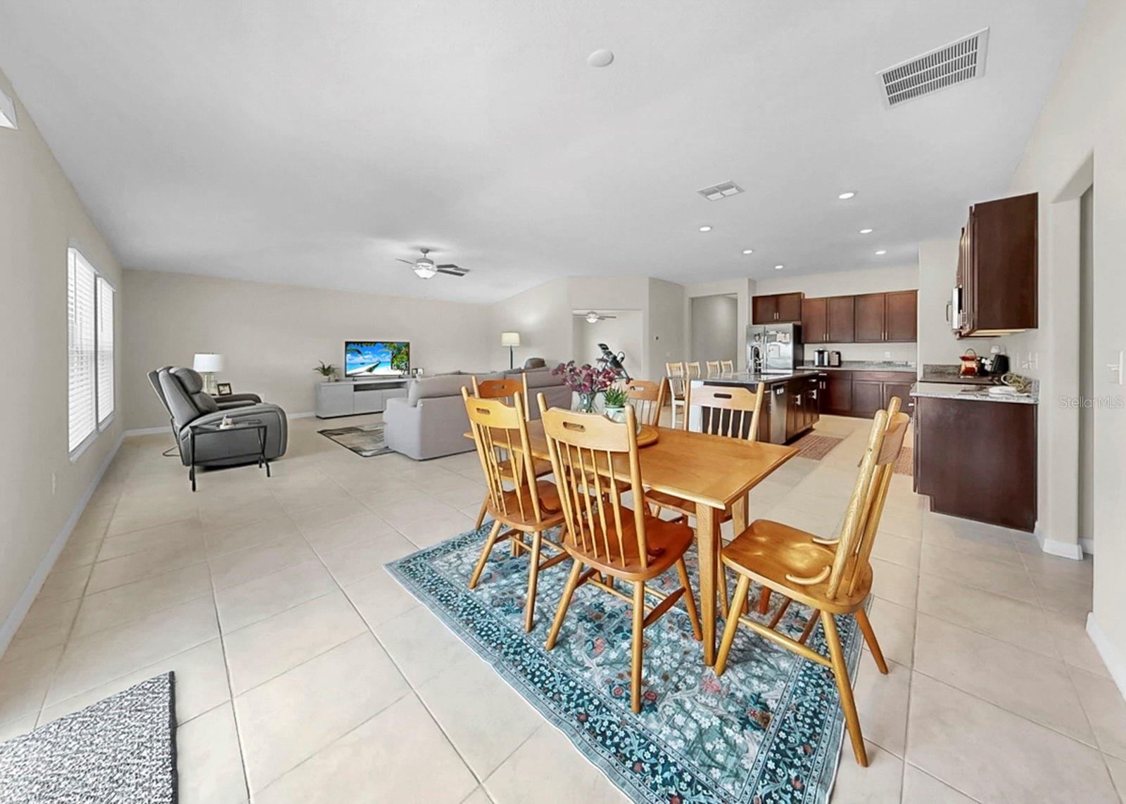 Image 13 of 54 For 16568 Delia Street