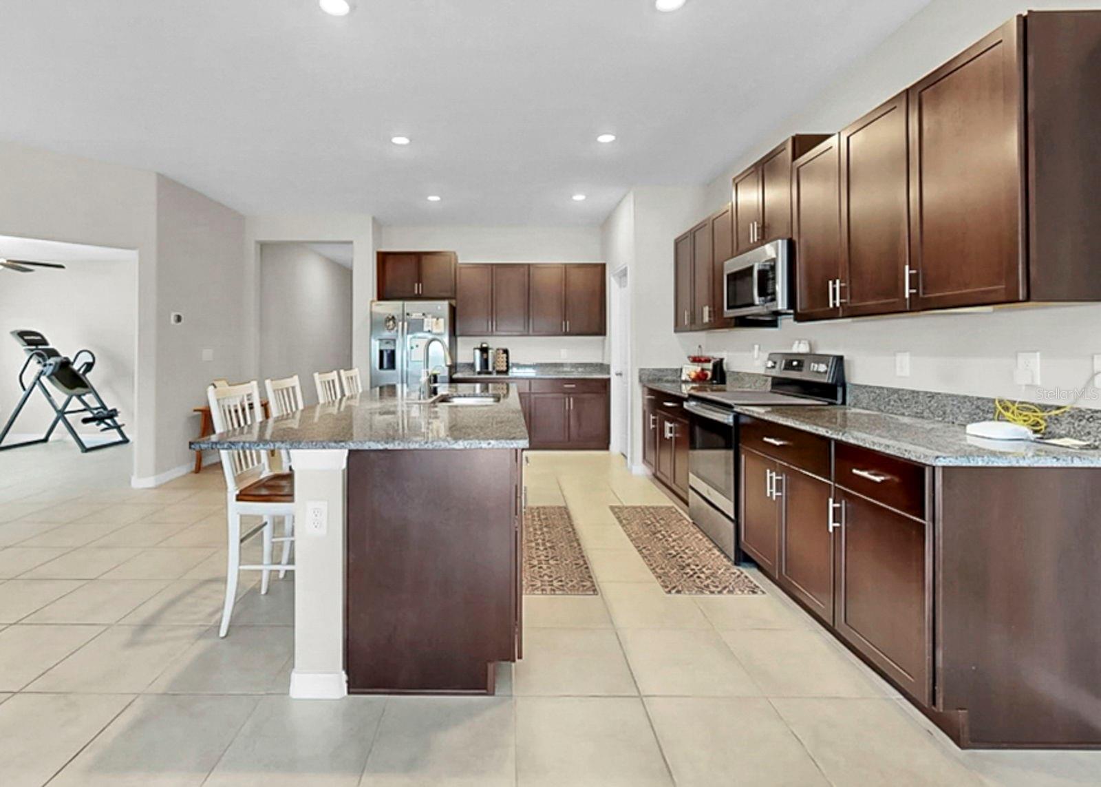 Image 20 of 54 For 16568 Delia Street