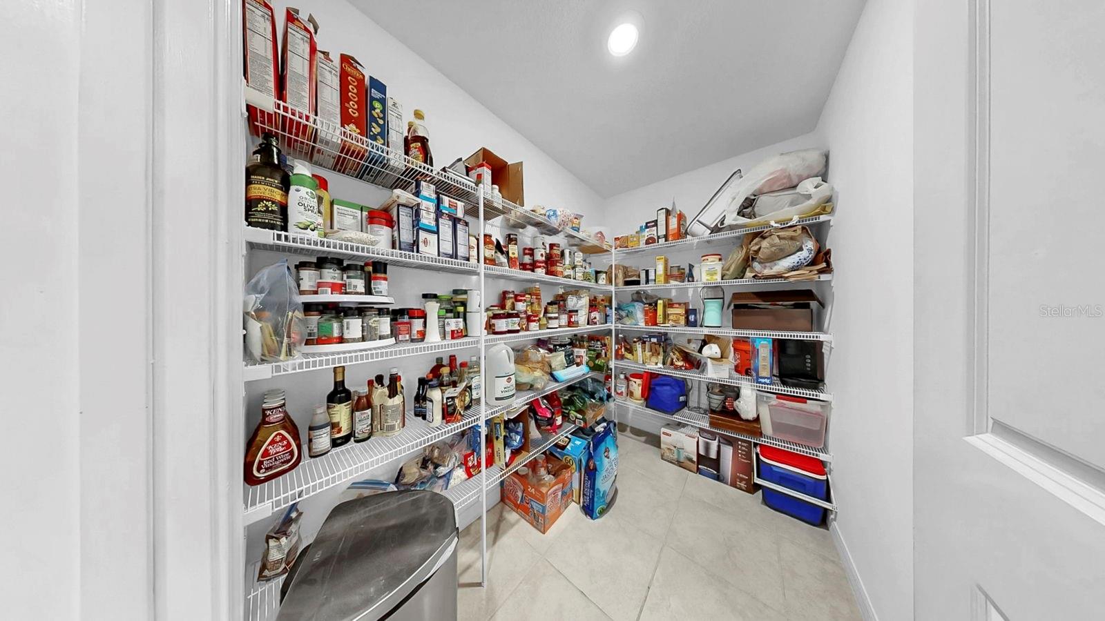 Image 24 of 54 For 16568 Delia Street