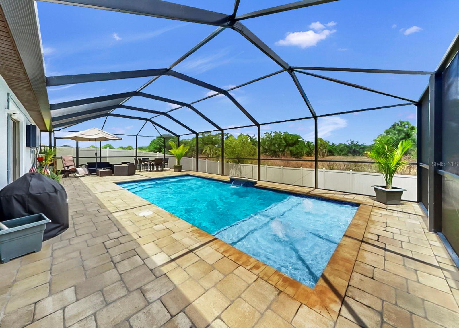 Image 28 of 54 For 16568 Delia Street