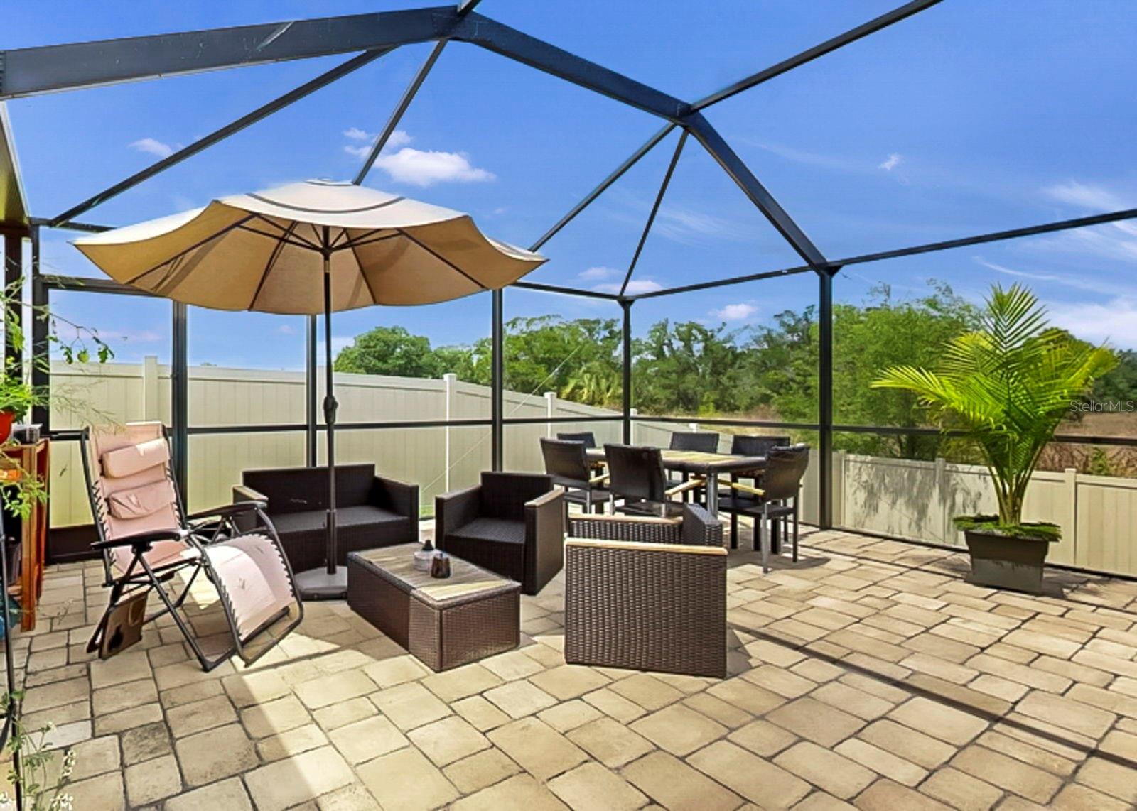 Image 31 of 54 For 16568 Delia Street