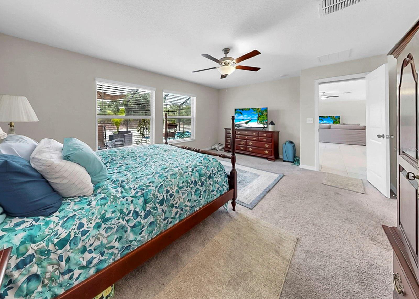 Image 34 of 54 For 16568 Delia Street