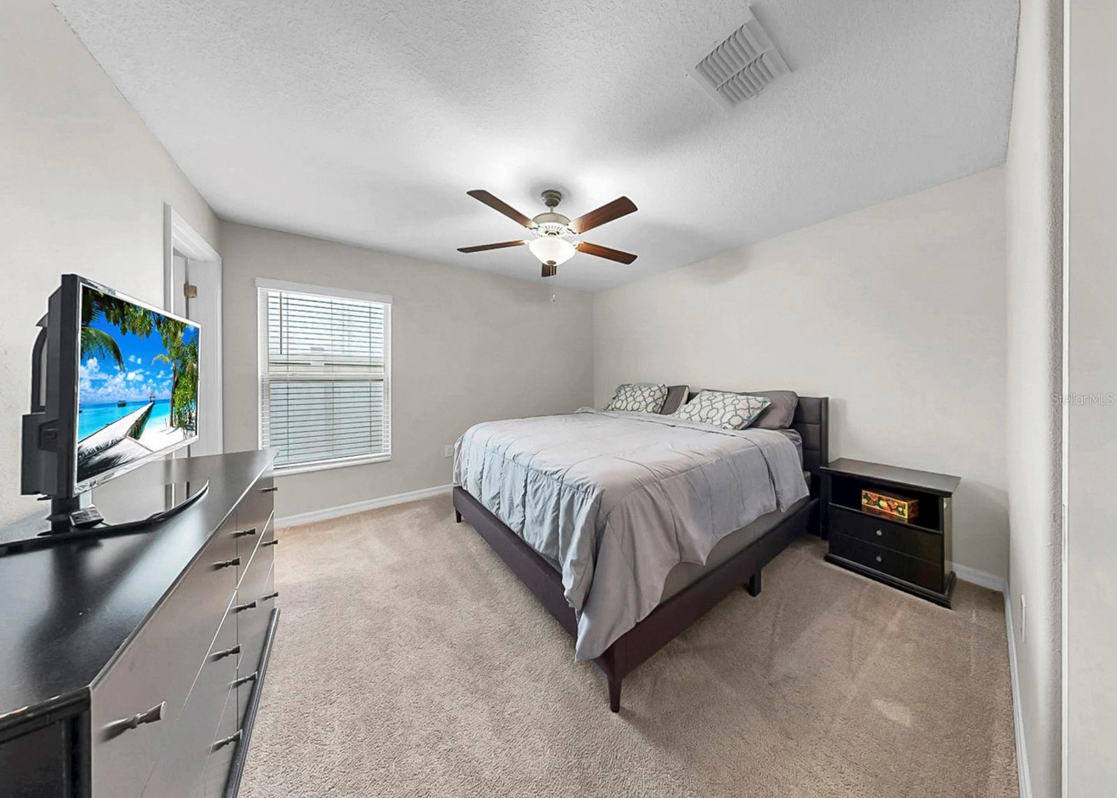 Image 40 of 54 For 16568 Delia Street