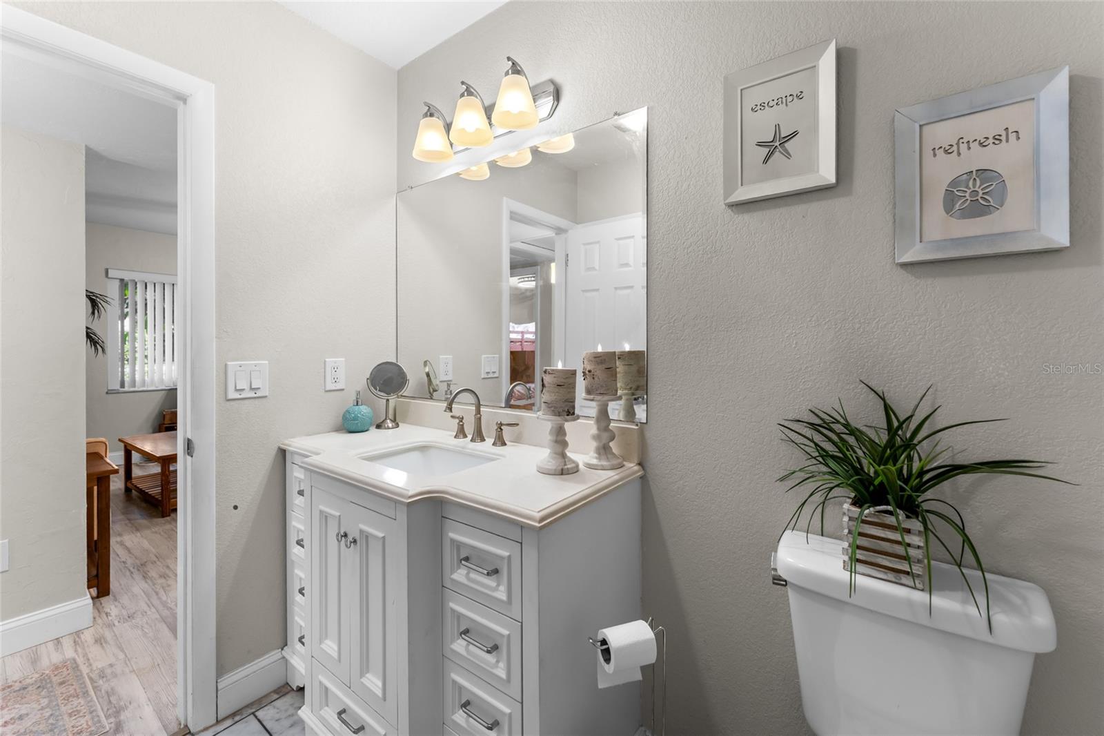 Image 13 of 68 For 4533 20th Avenue N