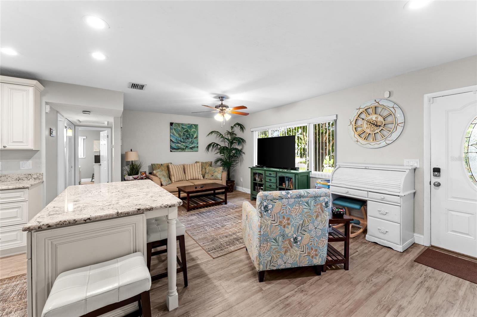 Image 4 of 68 For 4533 20th Avenue N