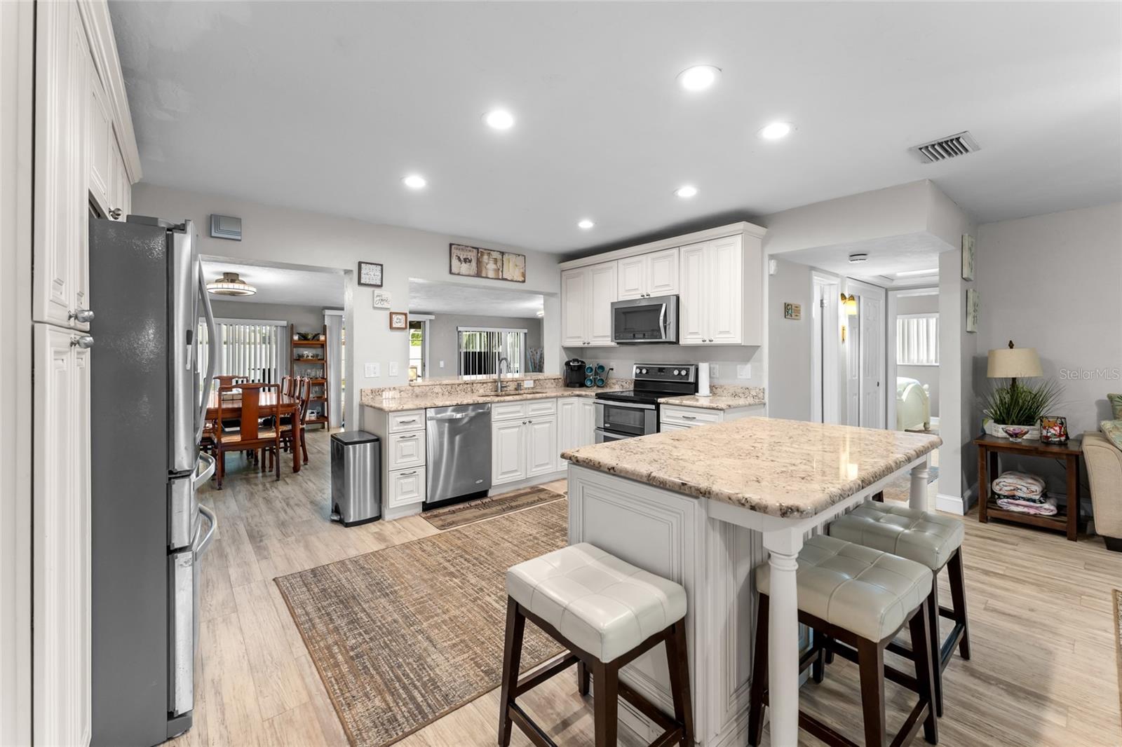 Image 7 of 68 For 4533 20th Avenue N