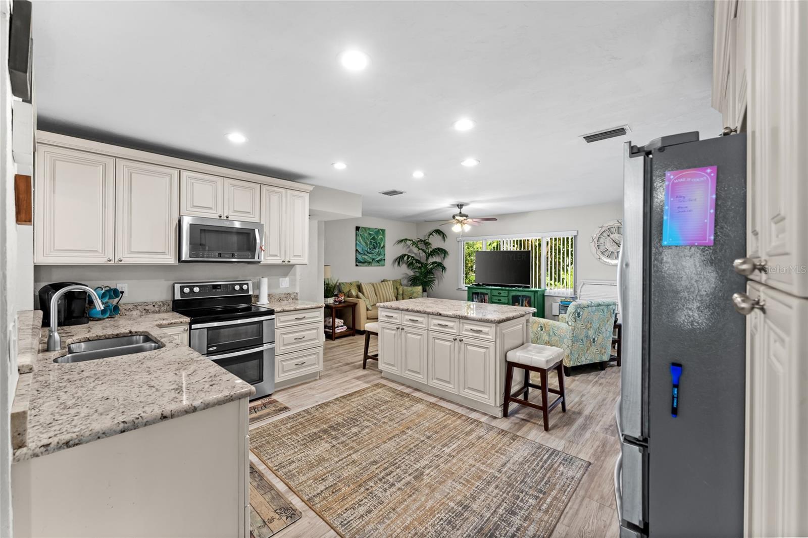 Image 8 of 68 For 4533 20th Avenue N