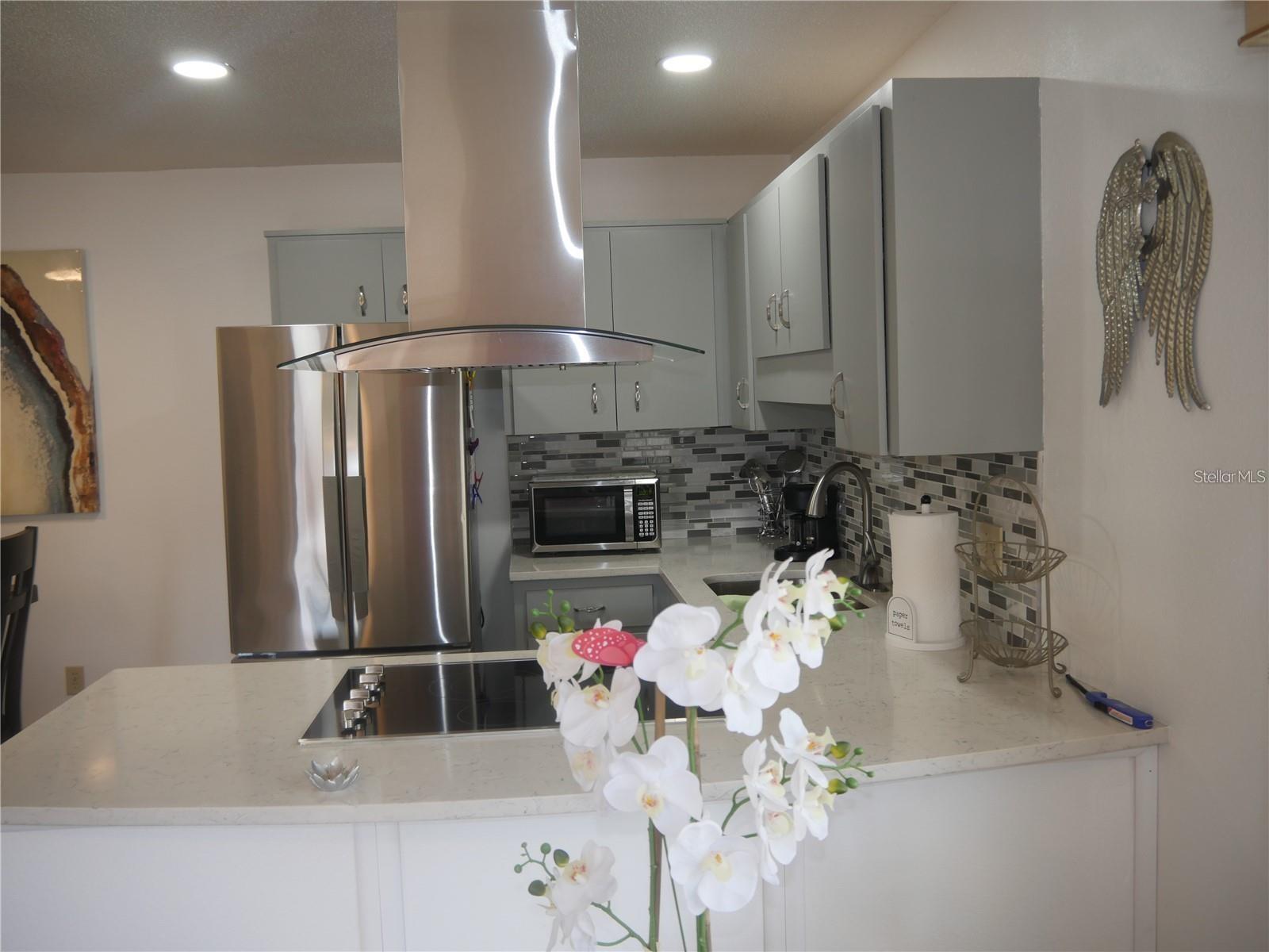 Image 8 of 35 For 6165 Chesham Drive 5