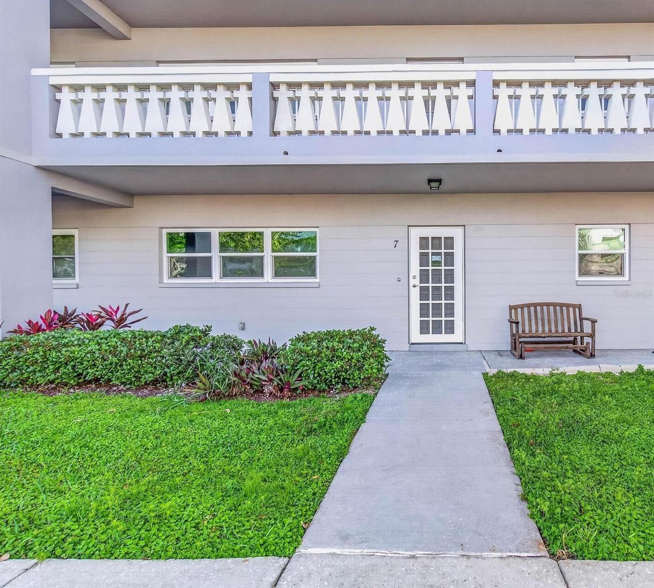 Image 2 of 40 For 2295 Americus Boulevard E 7