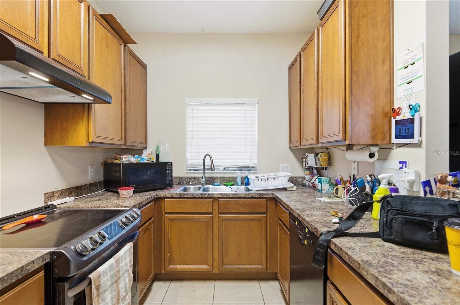 Image 10 of 28 For 1330 Long Oak Way