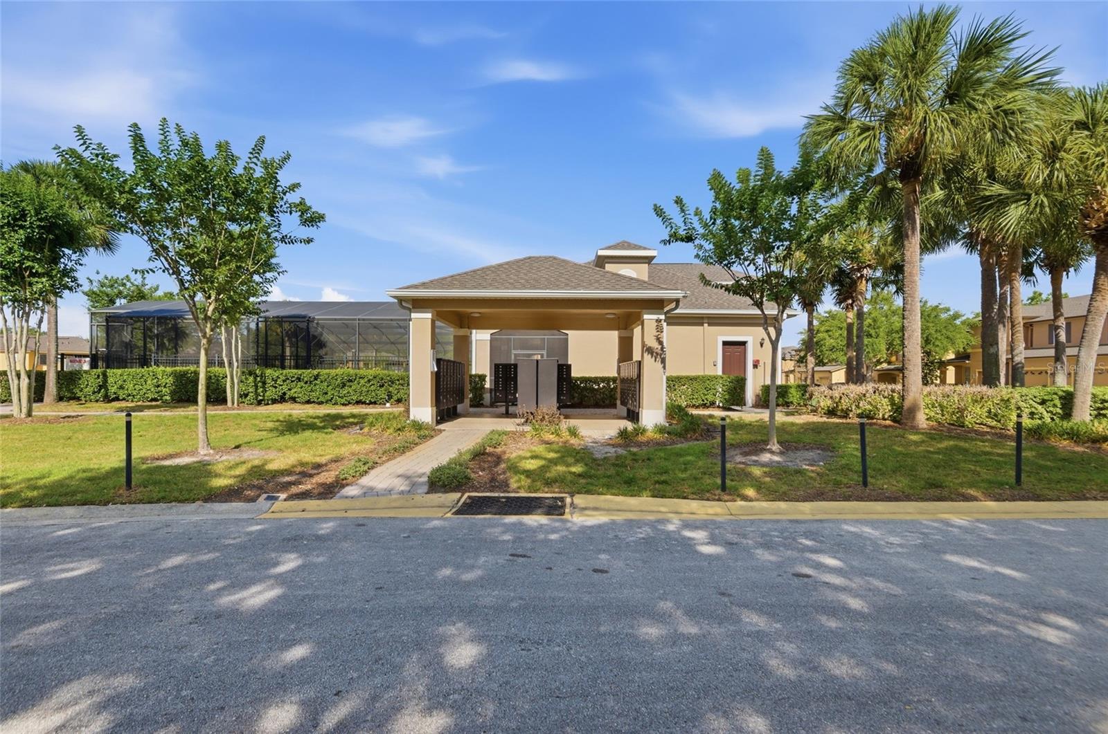 Image 27 of 28 For 1330 Long Oak Way