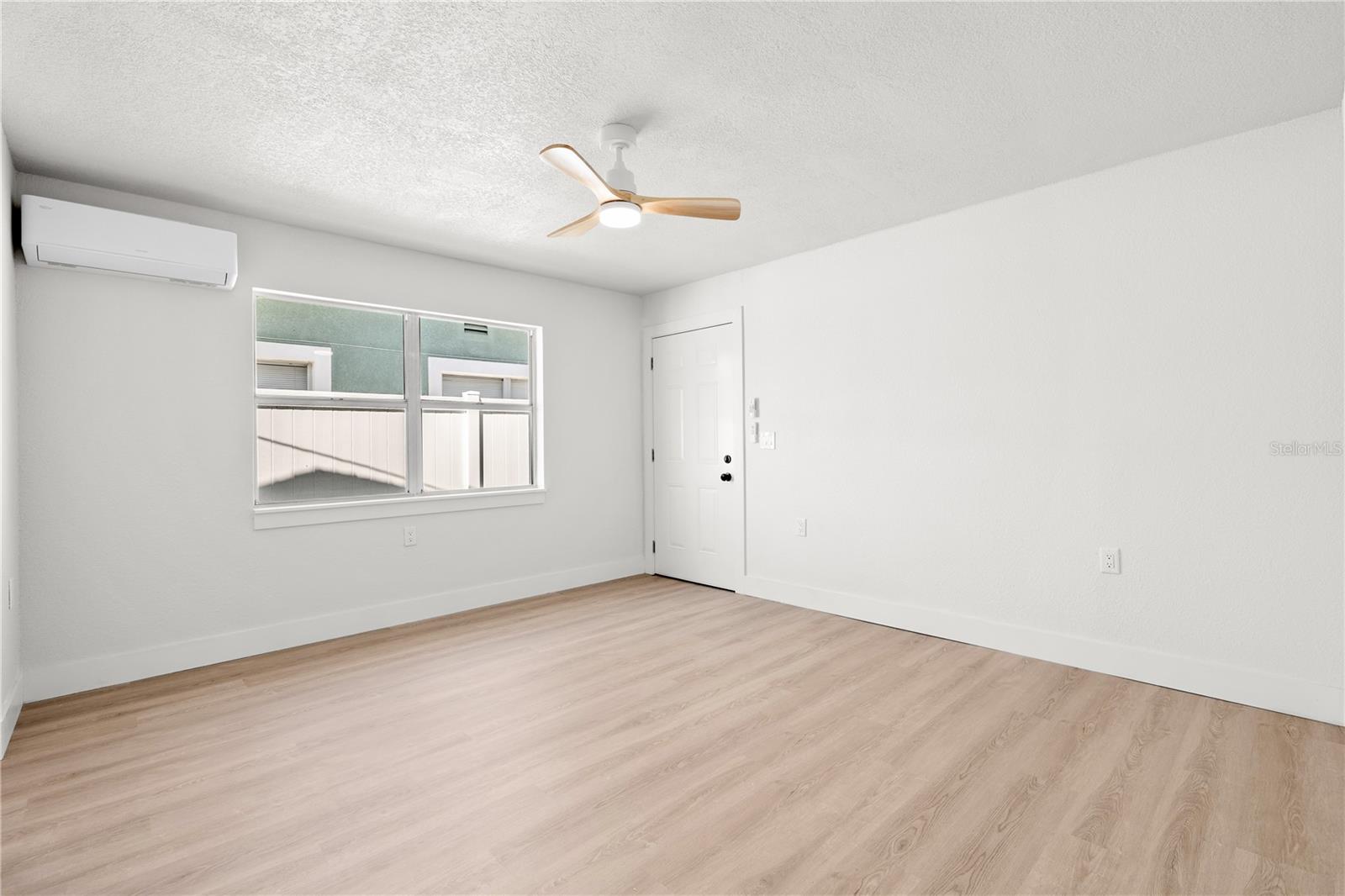 Image 10 of 14 For 13388 1st Street E C