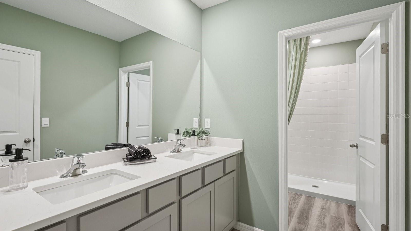 Image 20 of 32 For 17607 Spanish Oak Loop