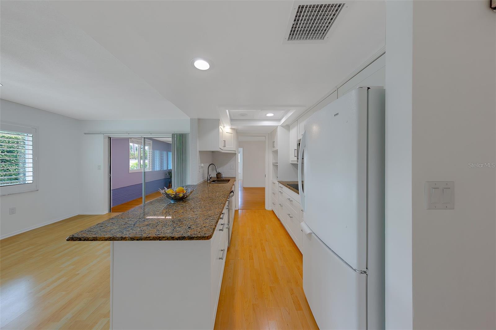 Image 10 of 39 For 1923 Sky Drive