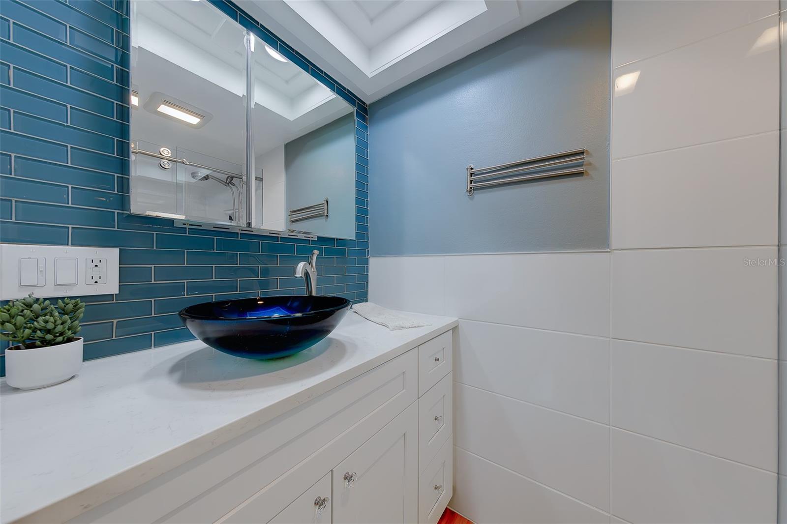 Image 19 of 39 For 1923 Sky Drive