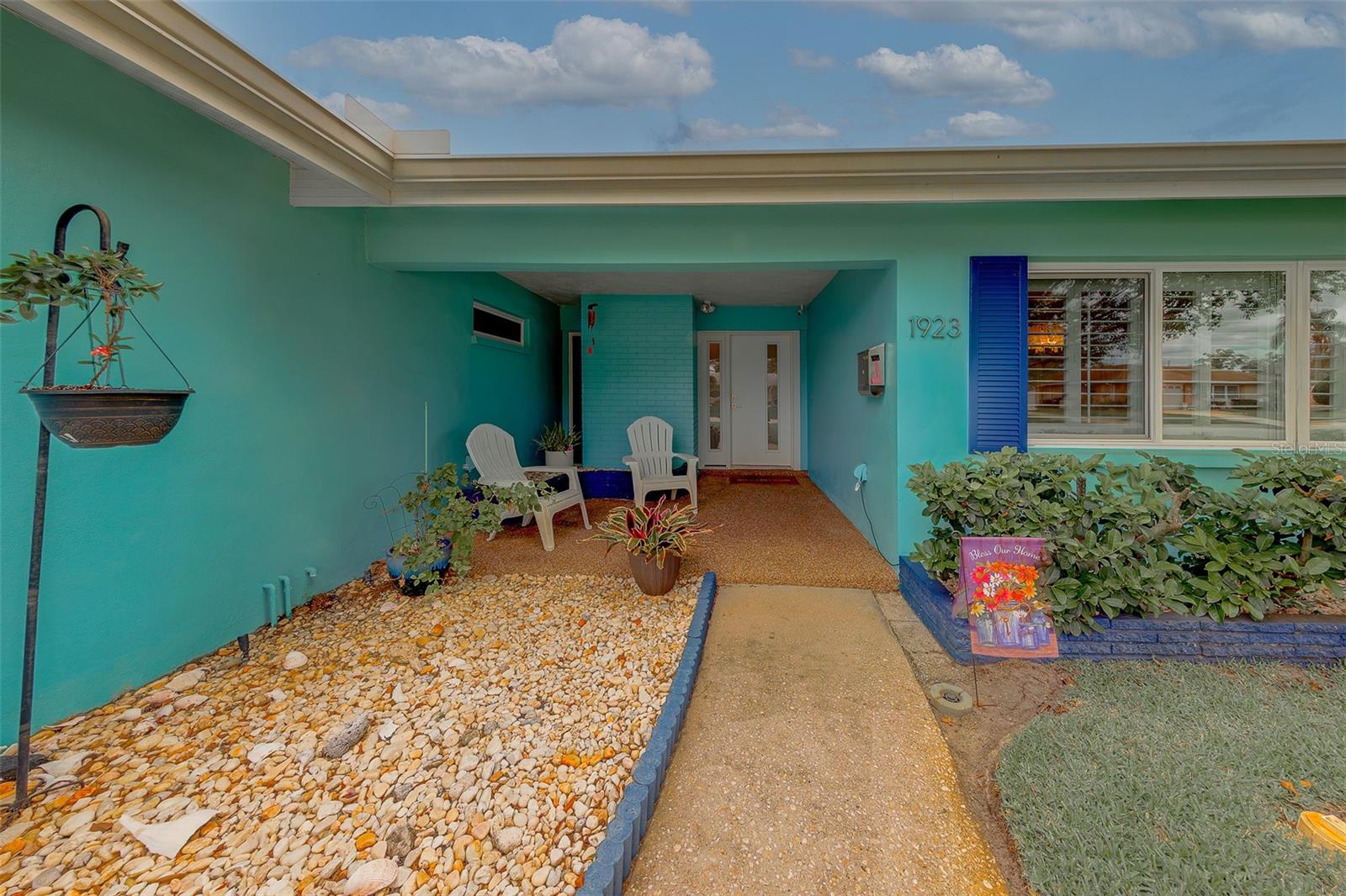 Image 34 of 39 For 1923 Sky Drive