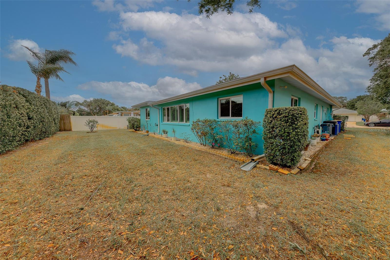 Image 36 of 39 For 1923 Sky Drive