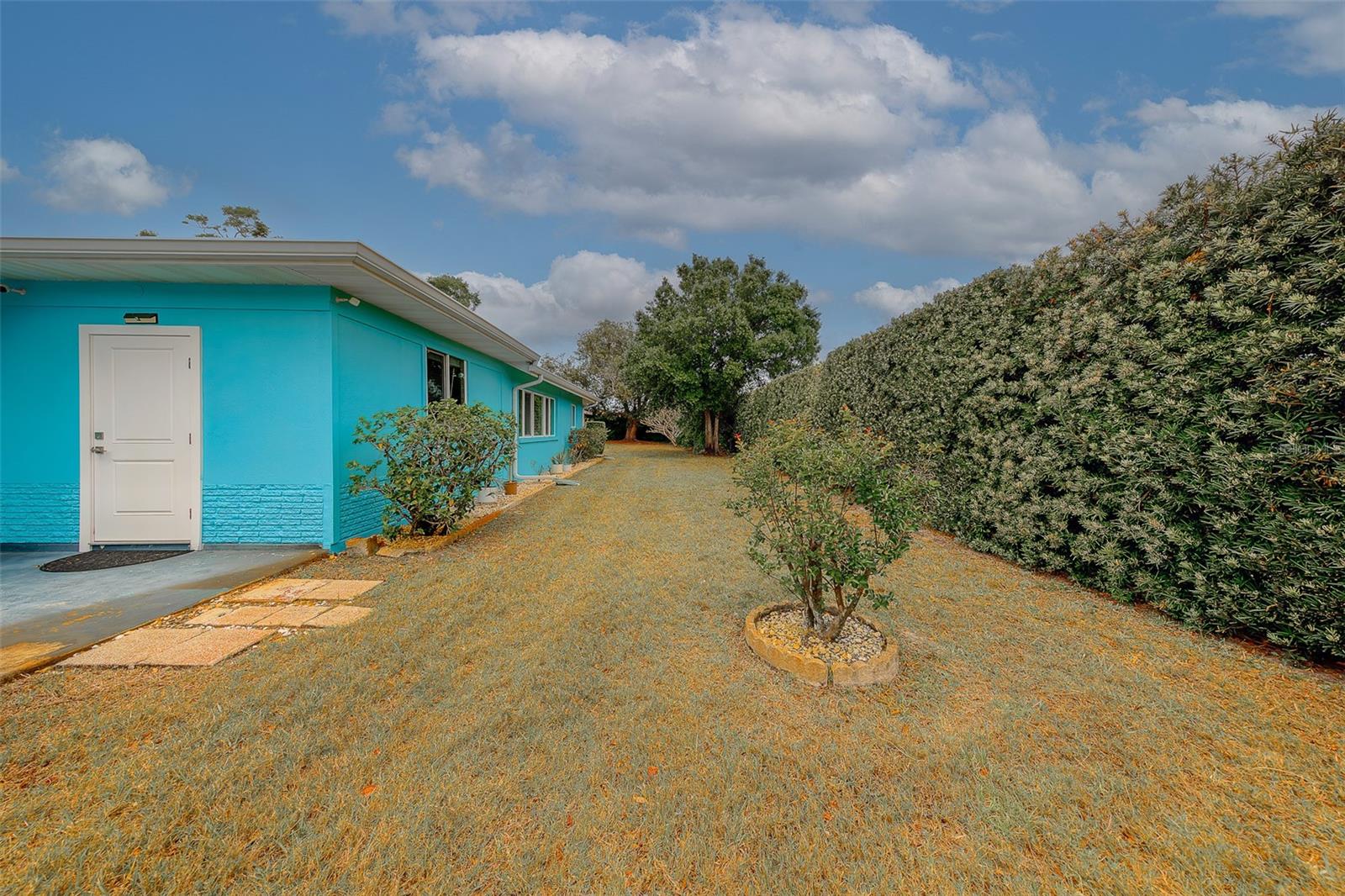 Image 37 of 39 For 1923 Sky Drive