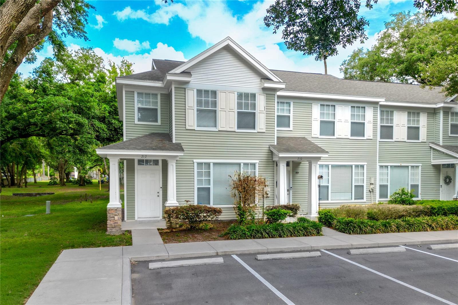 Details for 212 Golden Pond Court, VALRICO, FL 33594