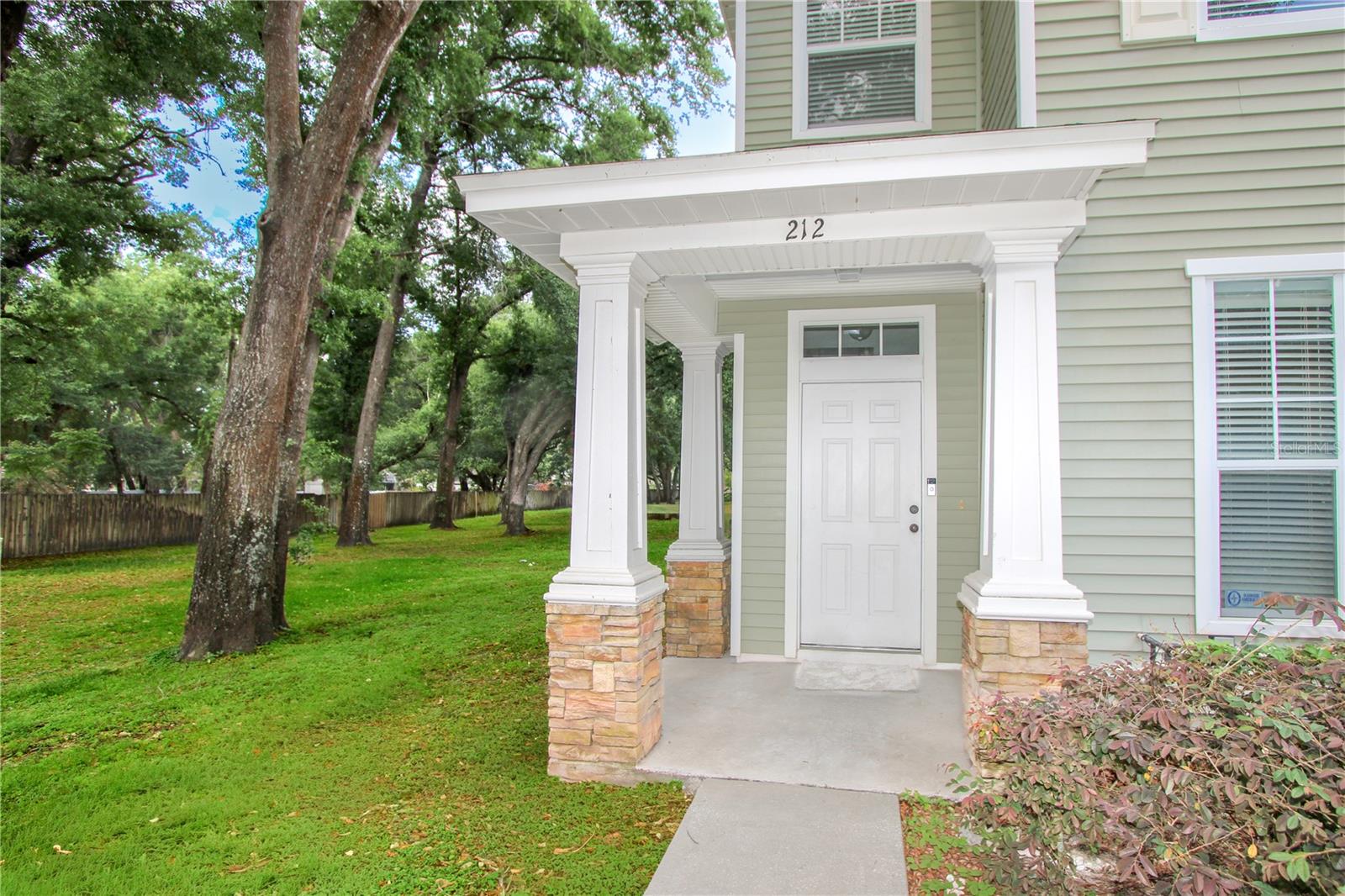 Image 3 of 26 For 212 Golden Pond Court