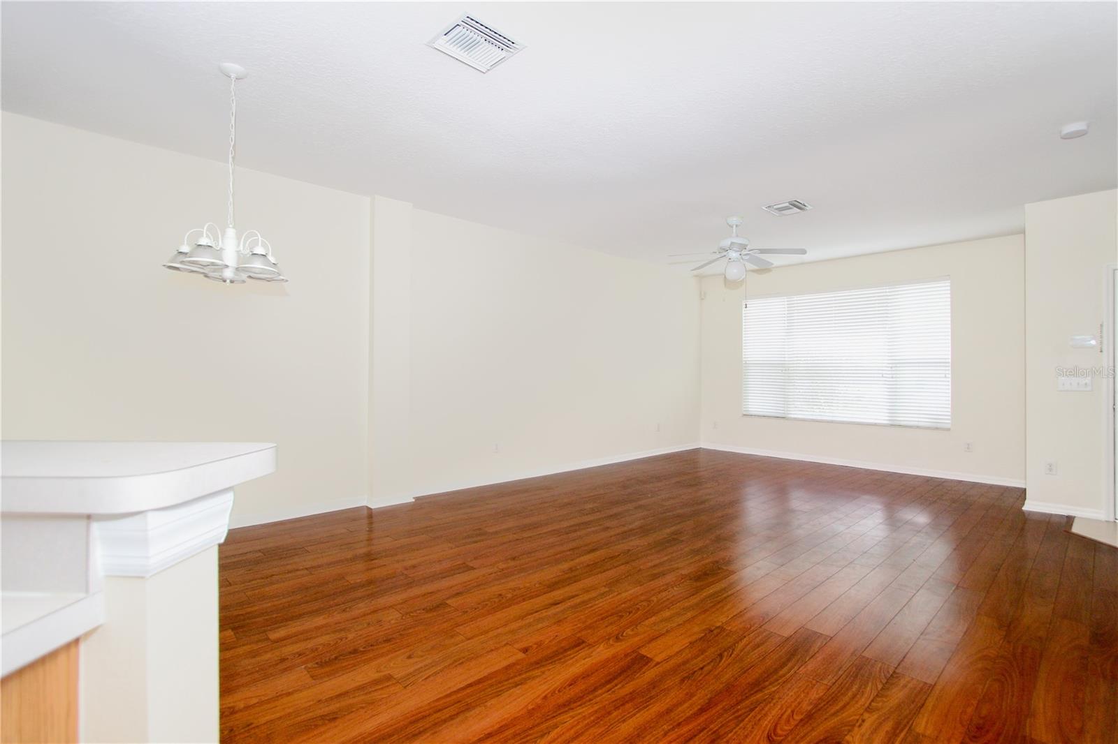 Image 9 of 26 For 212 Golden Pond Court