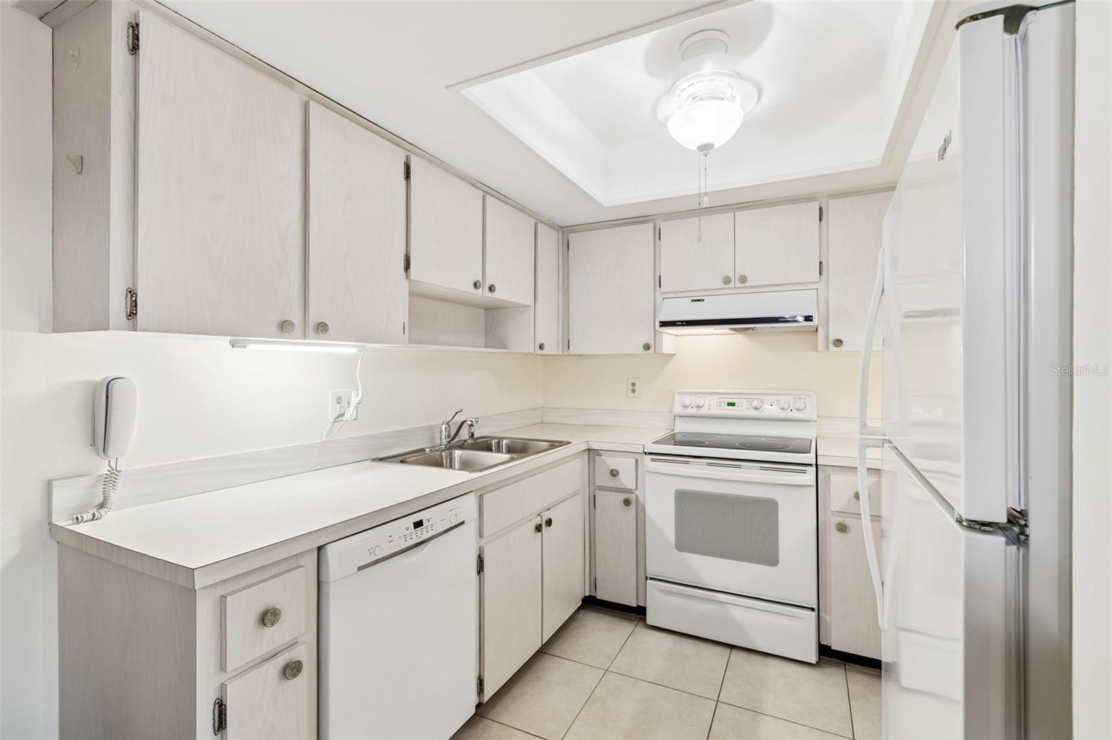 Image 14 of 37 For 2150 Shelly Drive B