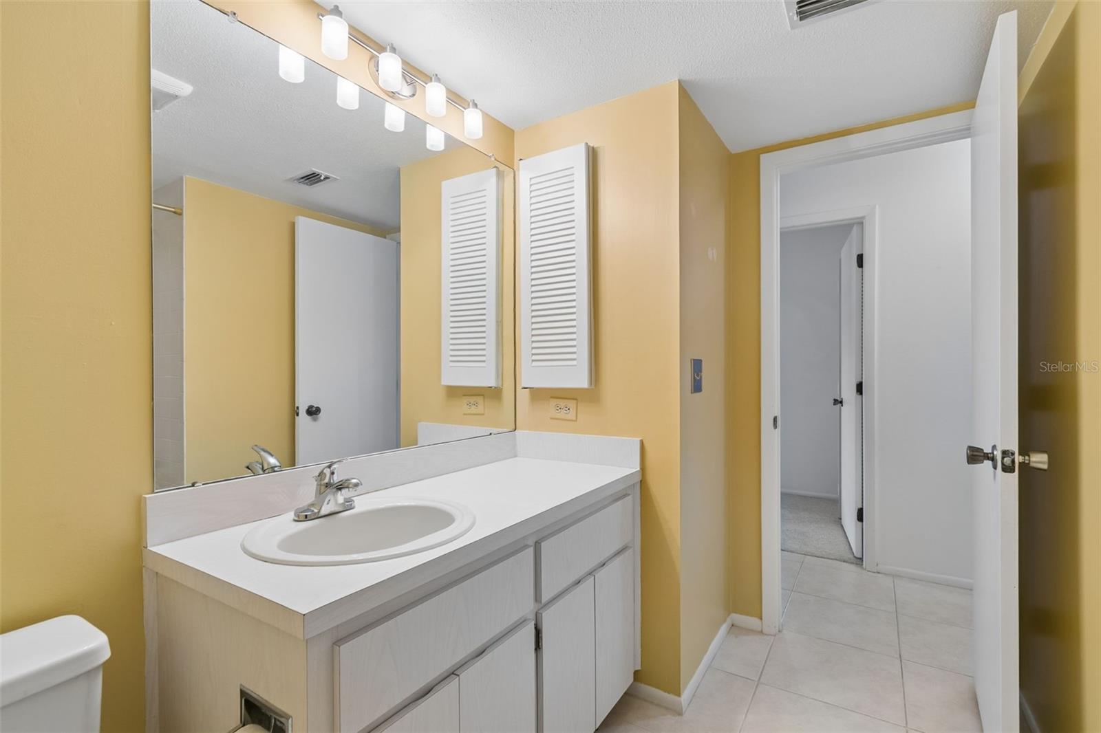 Image 22 of 37 For 2150 Shelly Drive B